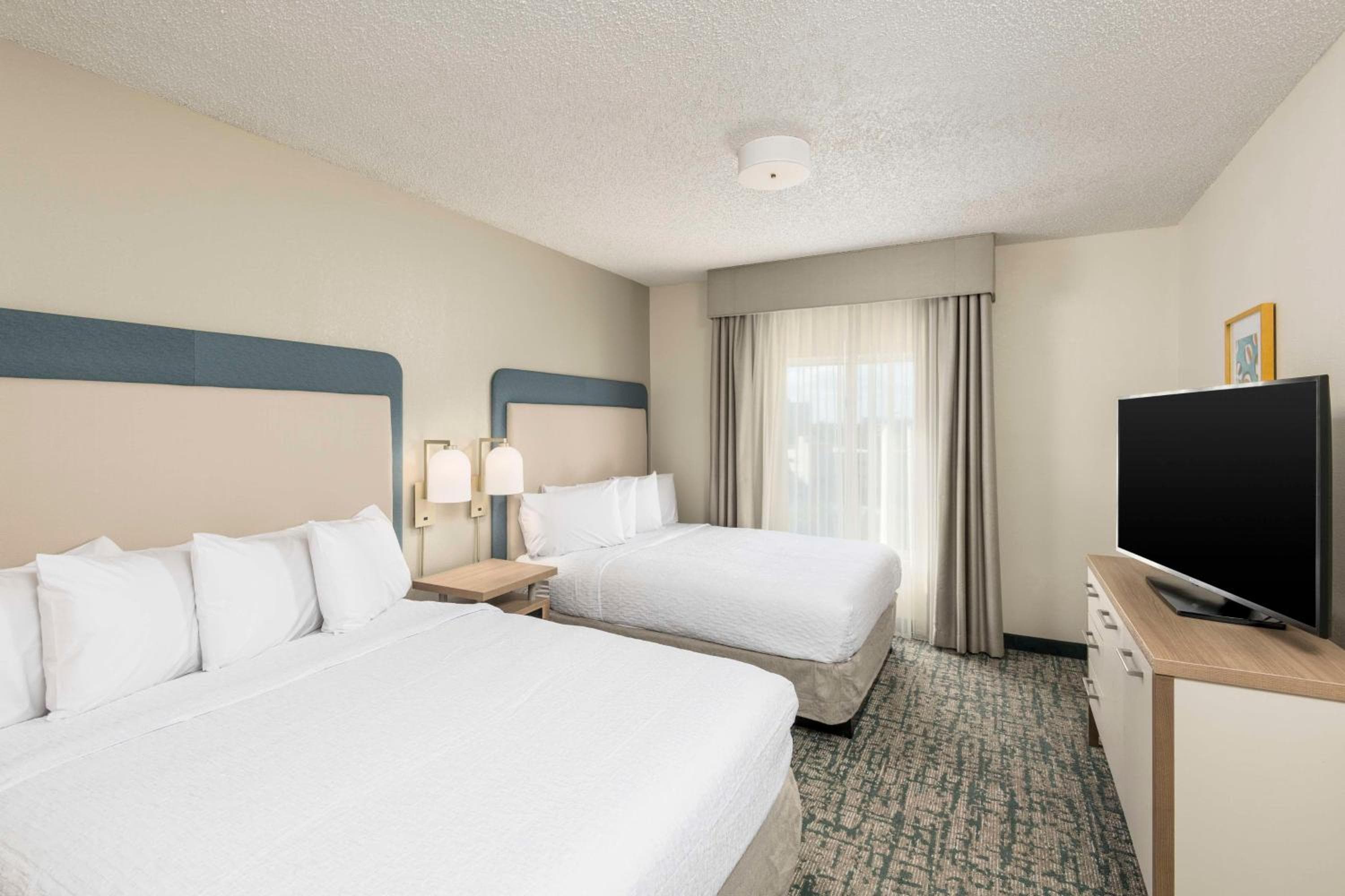 Homewood Suites Miami Airport/Blue Lagoon — 14