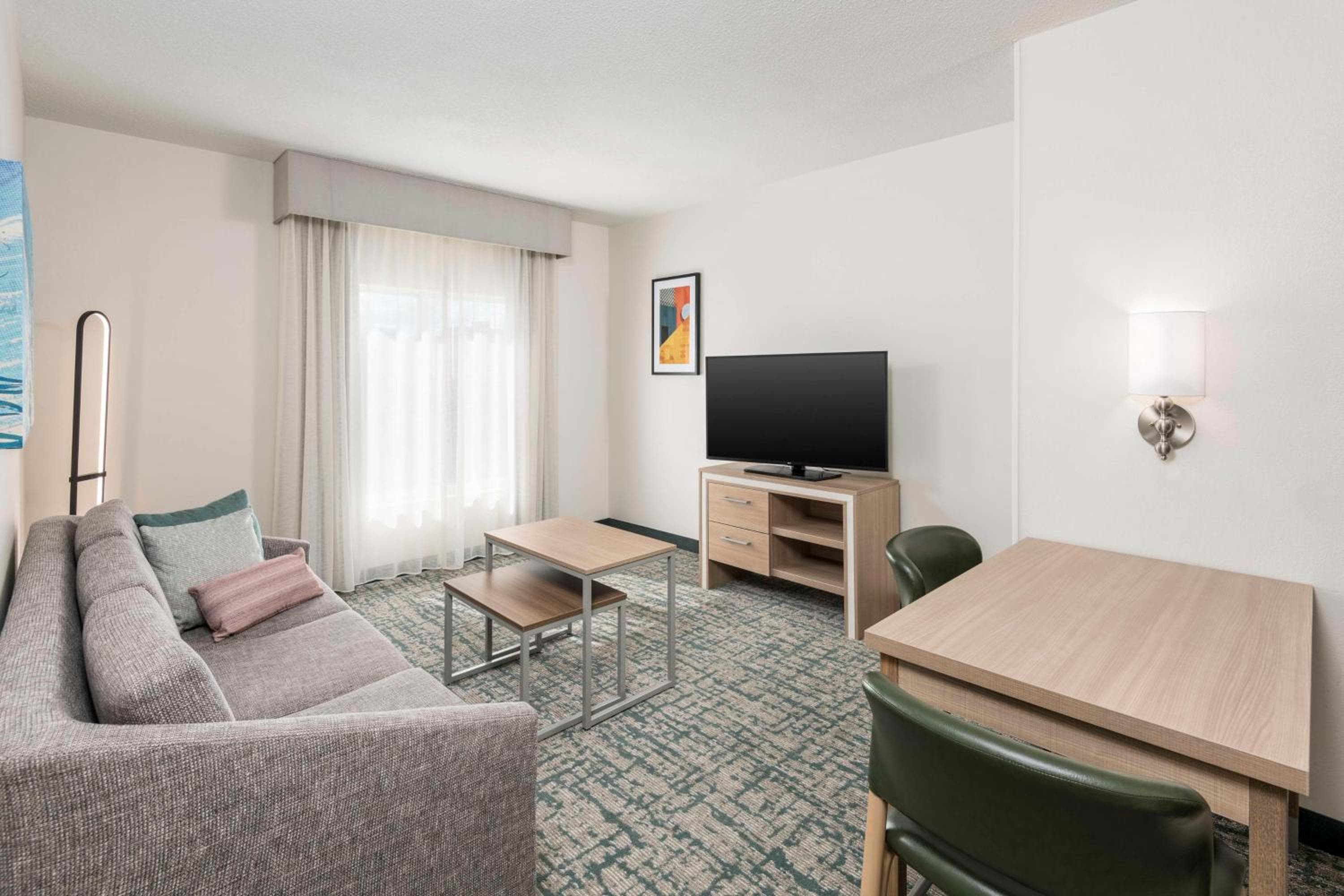 Homewood Suites Miami Airport/Blue Lagoon — 30