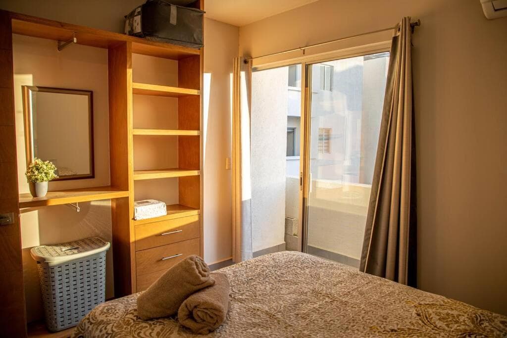 Downtown Beach Condo w/ Pool — 23