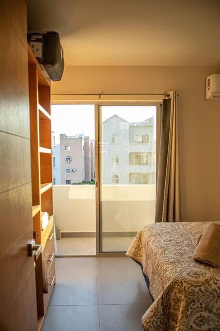 Stadtstrand-Apartment mit Pool — 3
