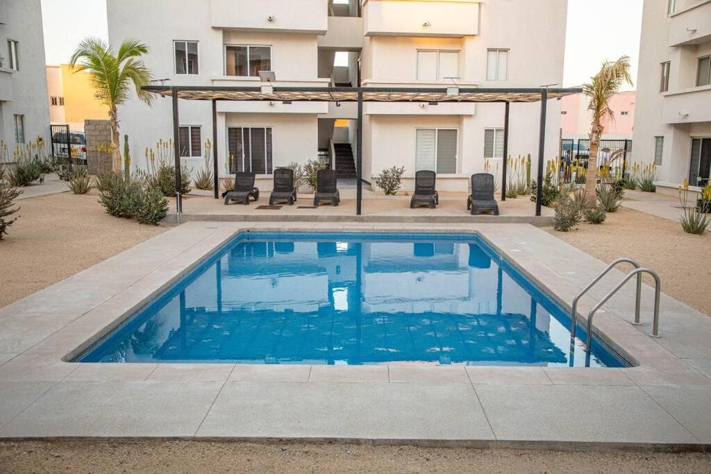 Stadtstrand-Apartment mit Pool — 22