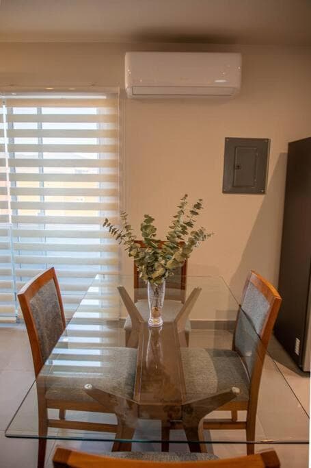 Stadtstrand-Apartment mit Pool — 28