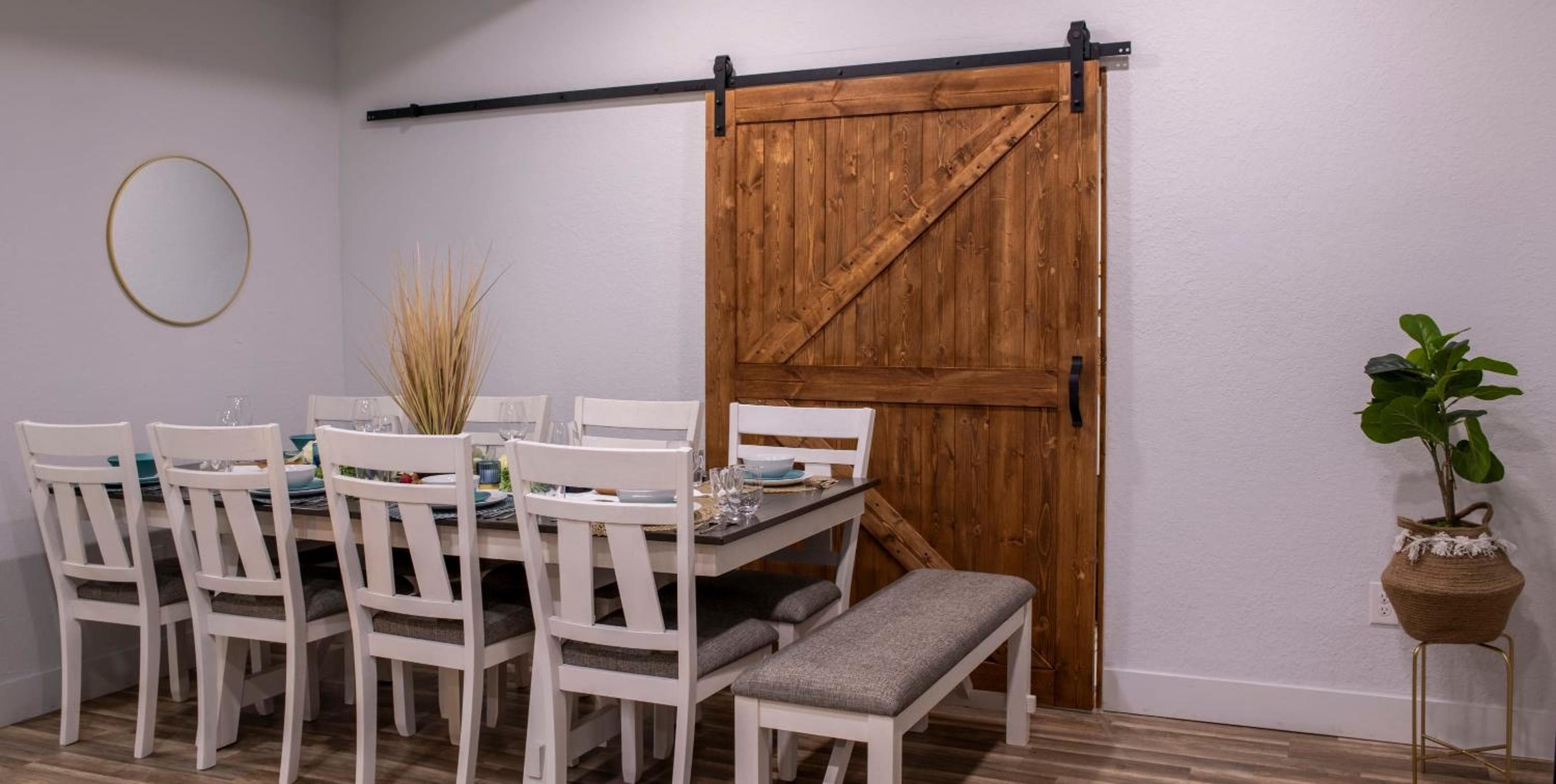 Downtown 4BR Home w Outdoor Living Has Power — 25