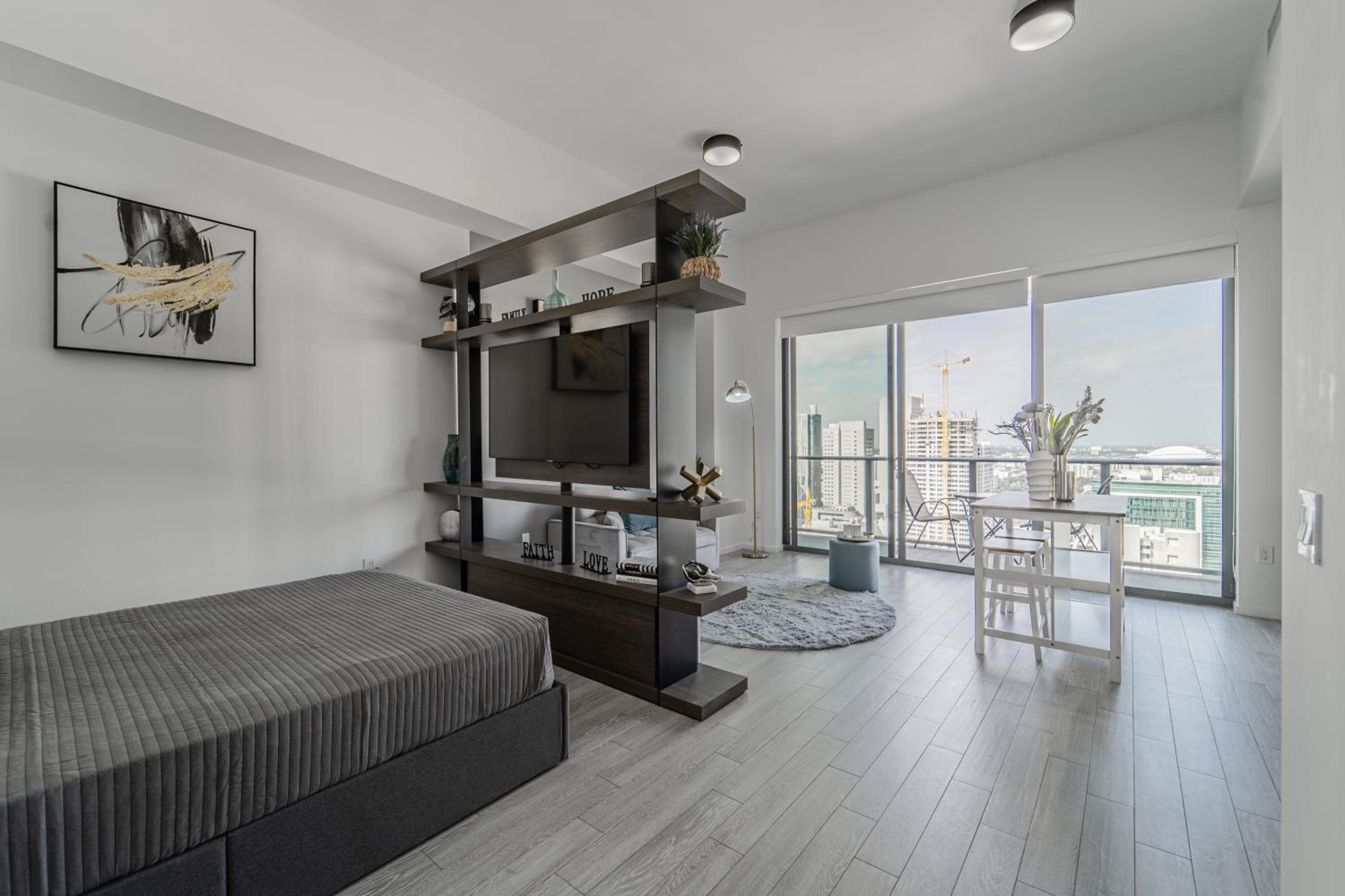 TR Miami 2 Bedroom Condo und Studio mit Balkon — 14