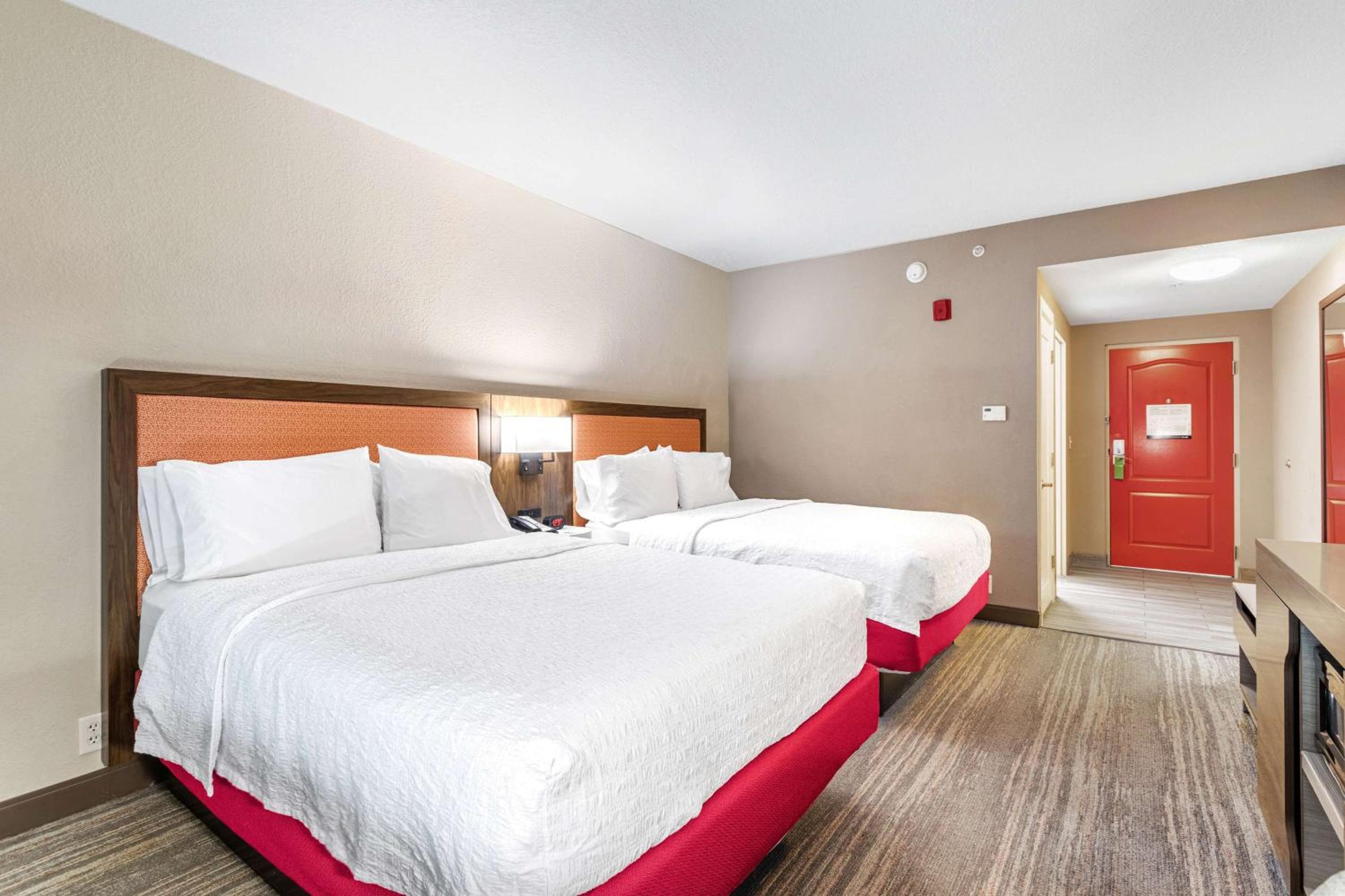Hampton Inn & Suites Orlando-Apopka — 5