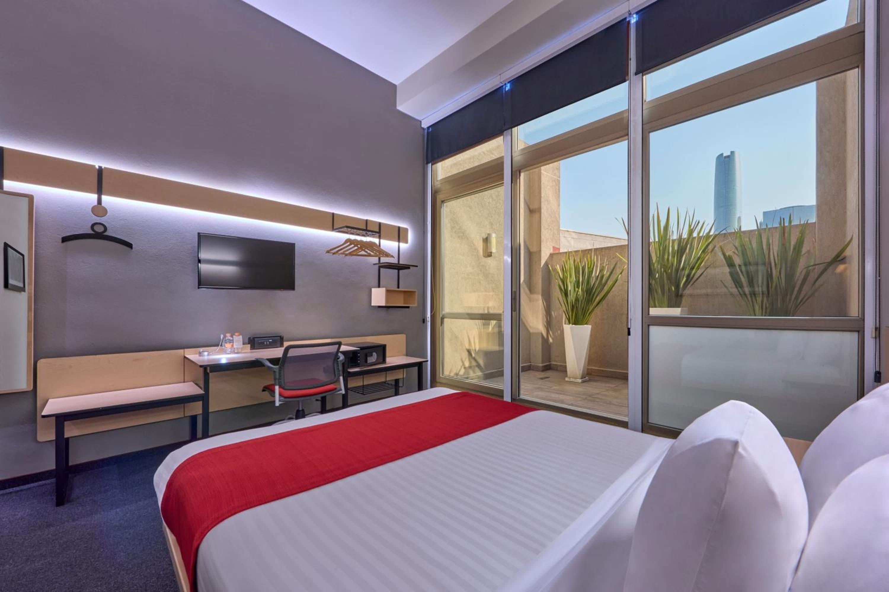 City Express Plus by Marriott Ciudad de México Patio Universidad — 16