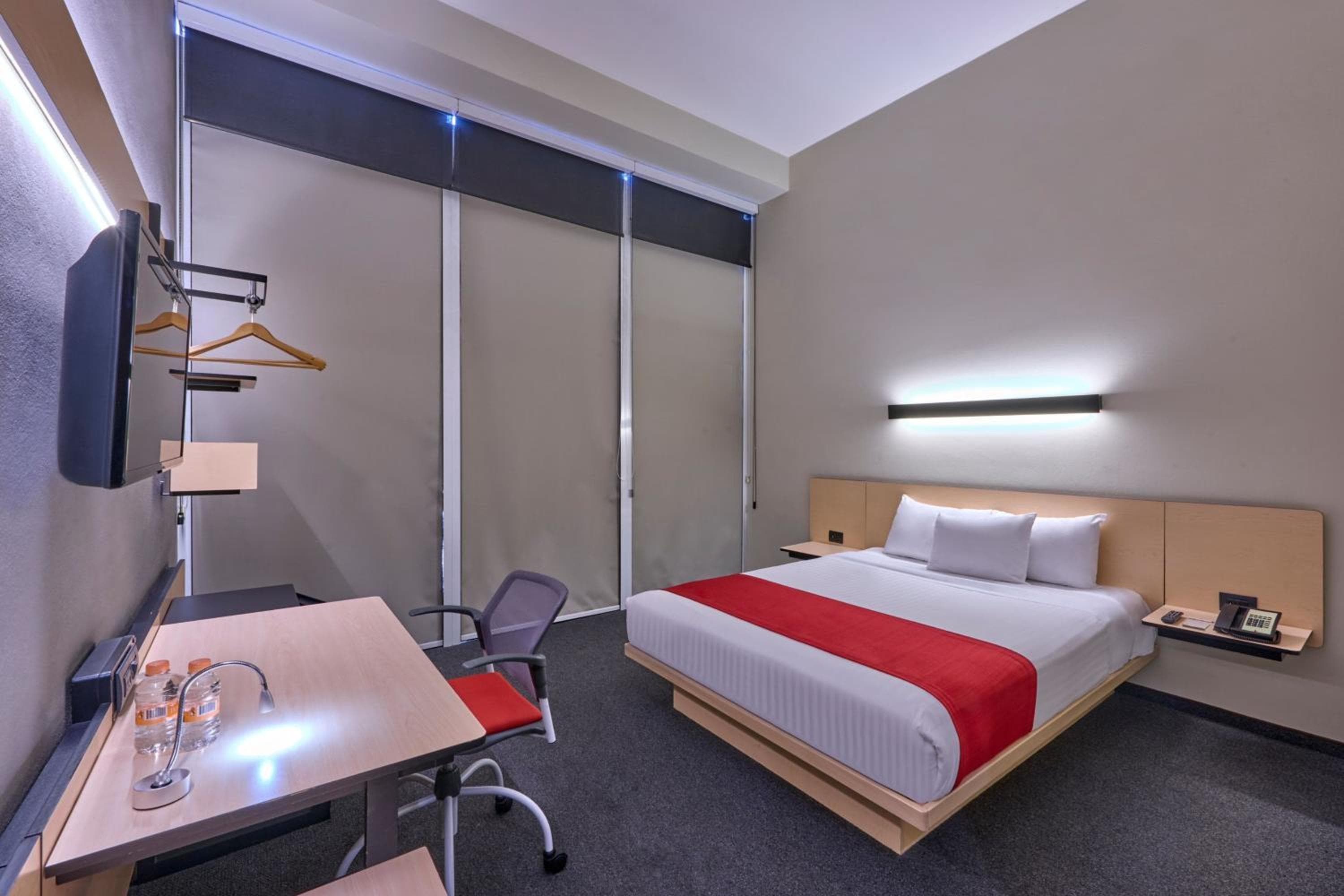 City Express Plus by Marriott Ciudad de México Patio Universidad — 17