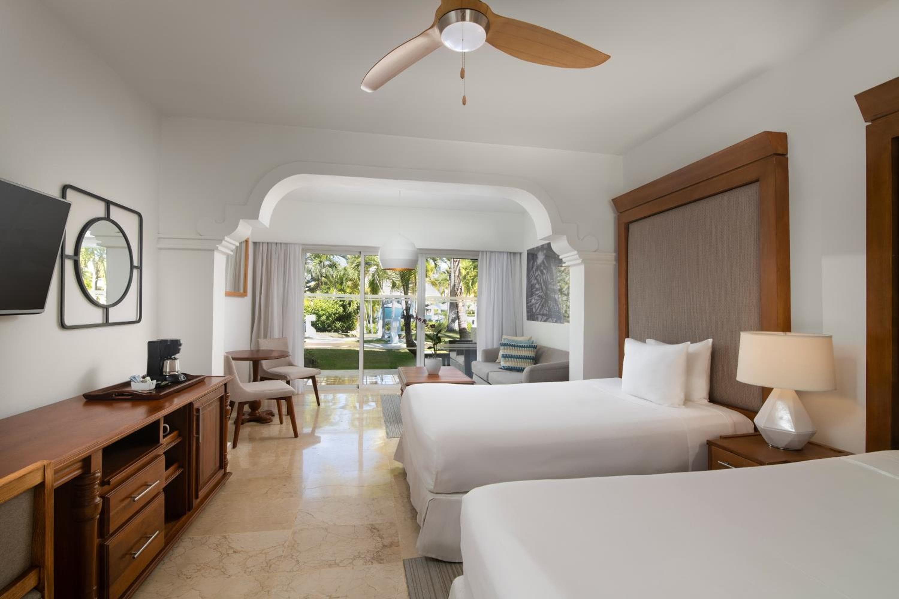 Meliá Caribe Beach Resort - All Inclusive — 16