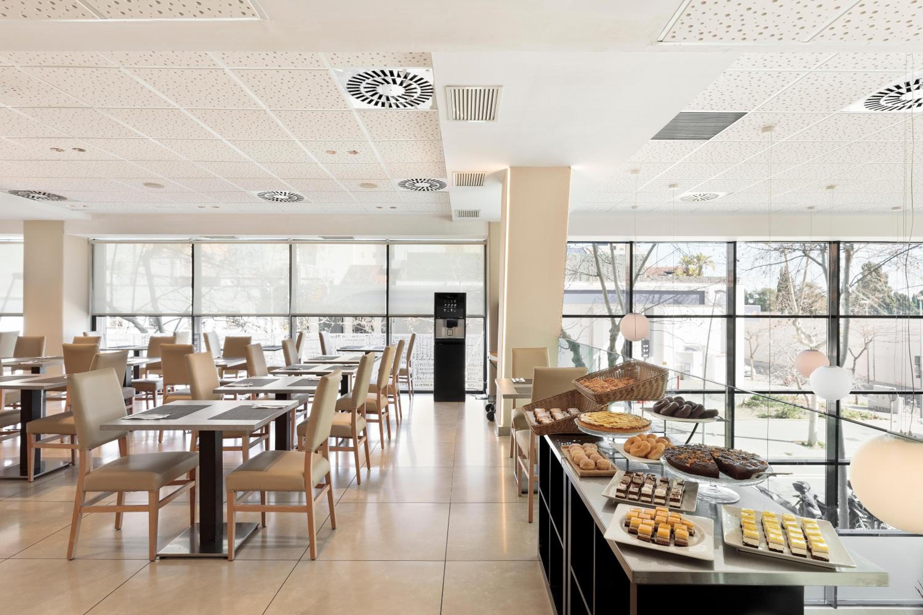 Hotel Best 4 Barcelona — 25