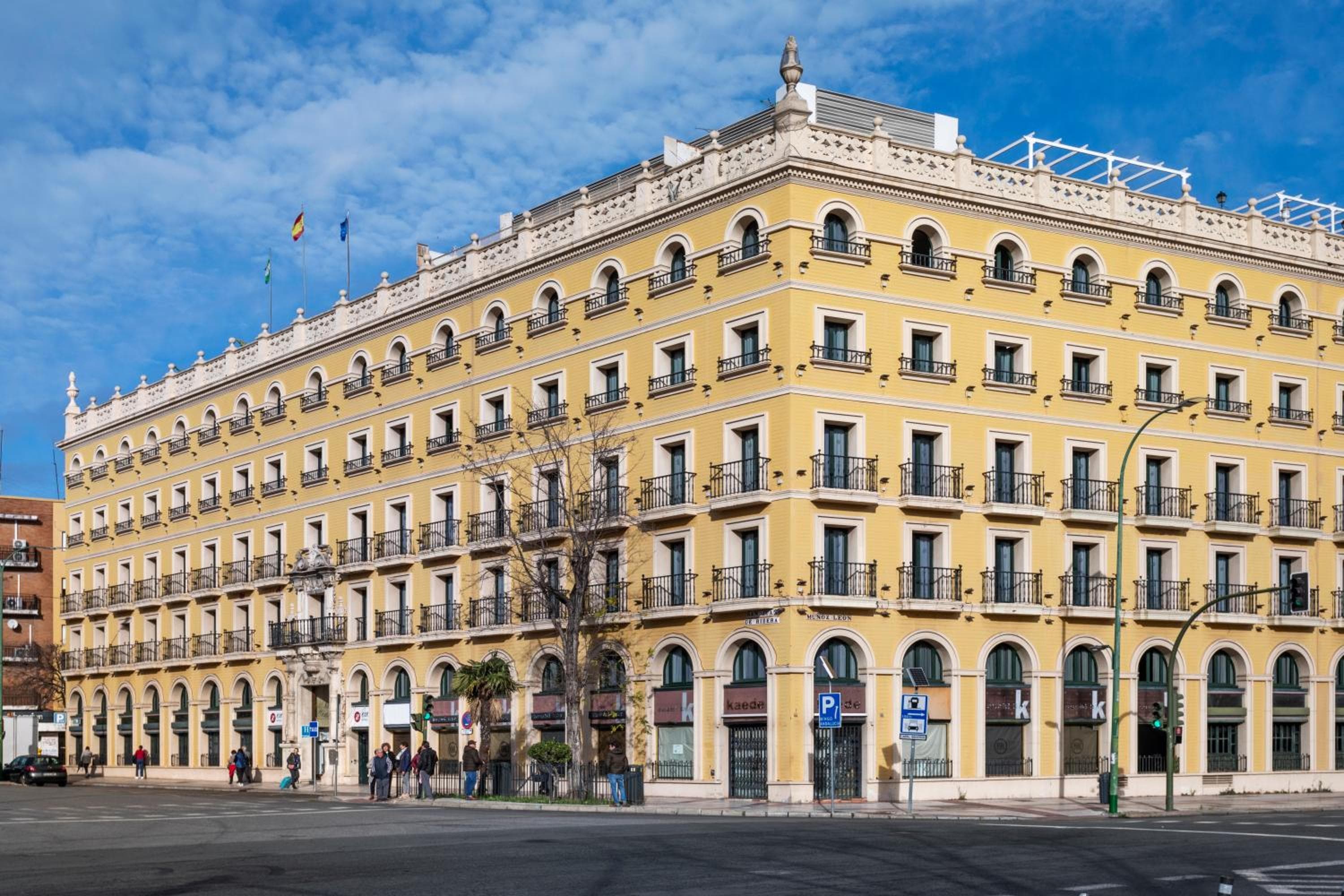 Exe Sevilla Macarena — 6