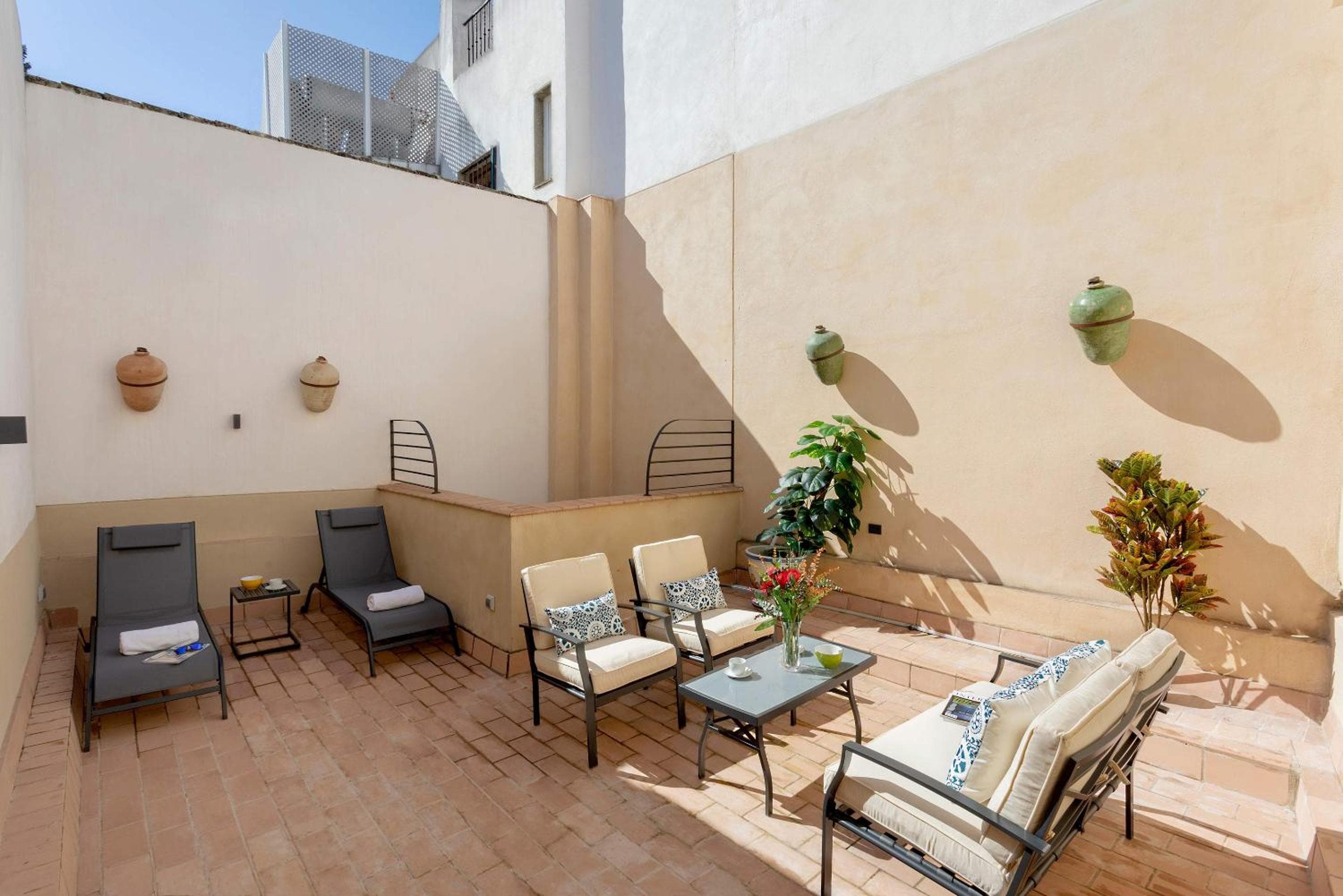Genteel Home Rodrigo Caro — 6