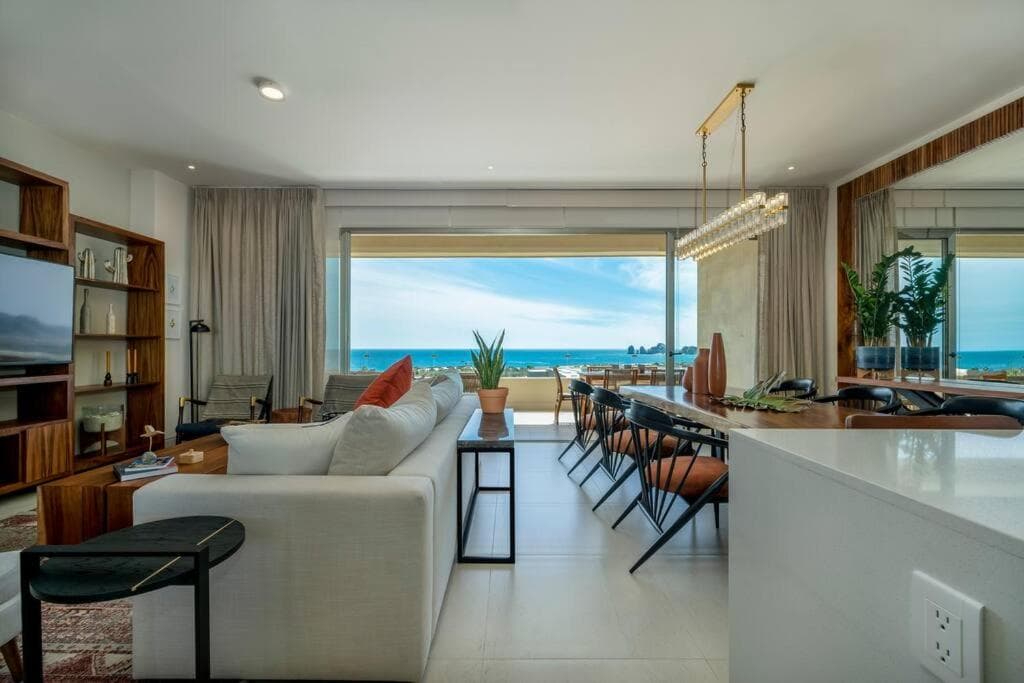 Luxurious 2BR Ocean View Condo with Terrace — 13