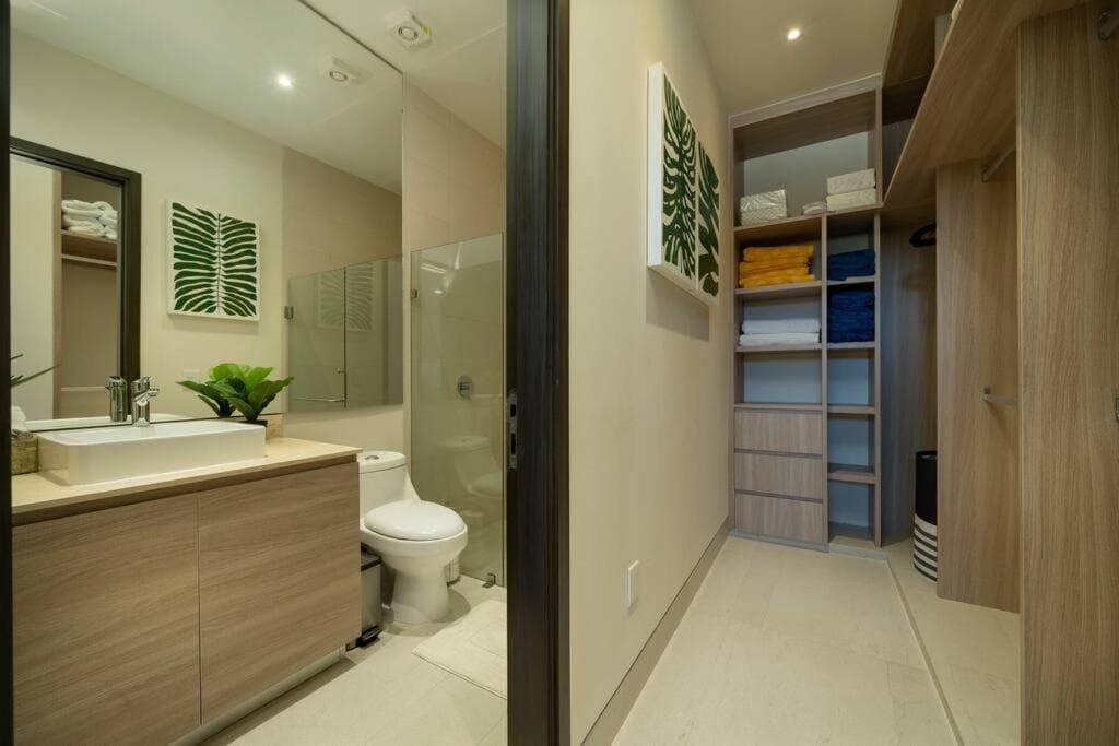 Luxurious 2BR Ocean View Condo with Terrace — 26