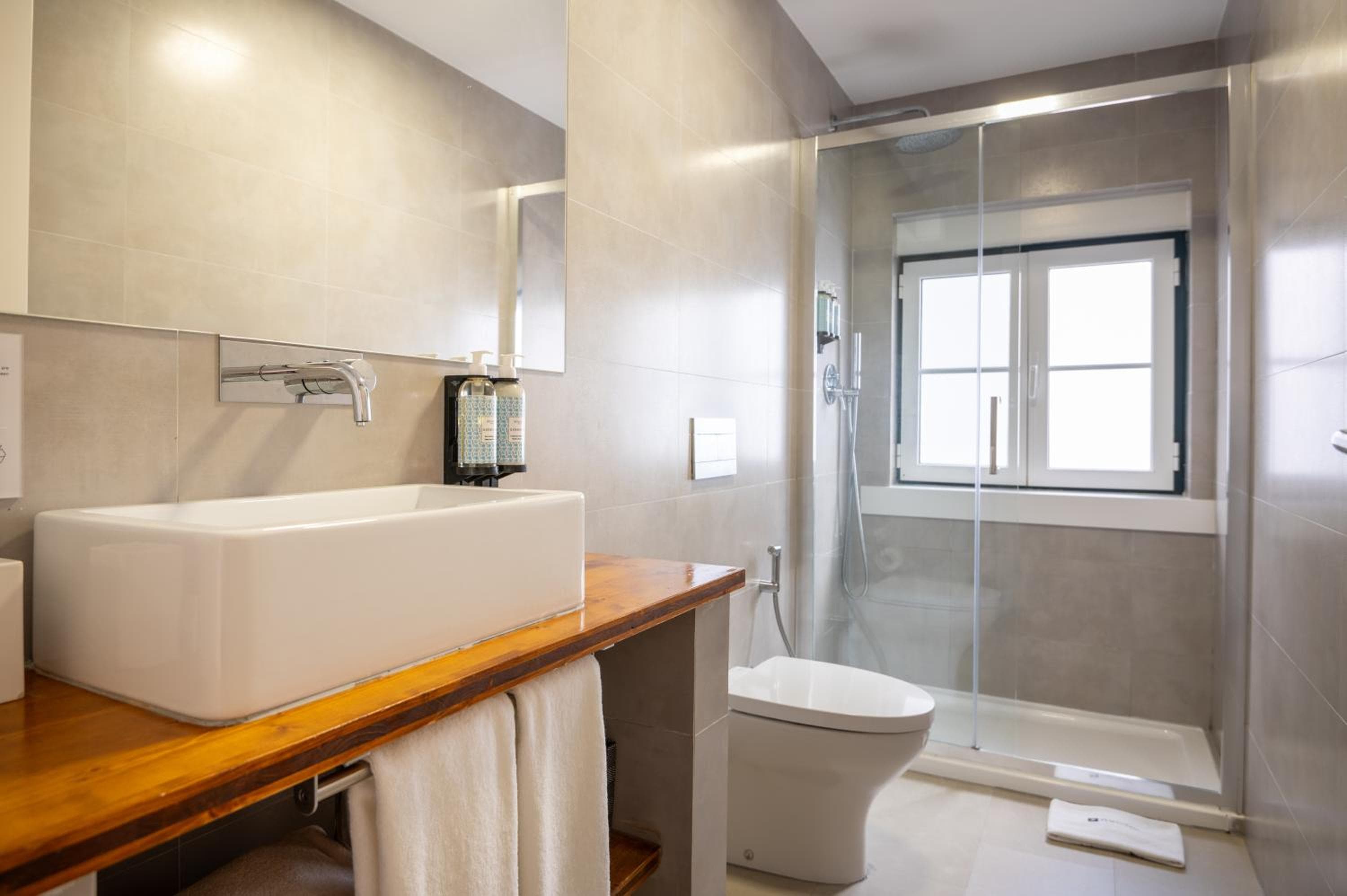 Bica FLH Suites — 22