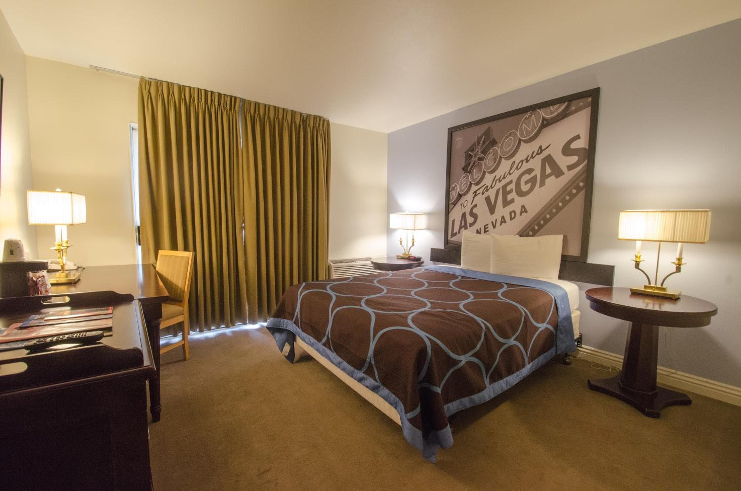 Super 8 by Wyndham Las Vegas North Strip/Zona de Fremont St. — 15