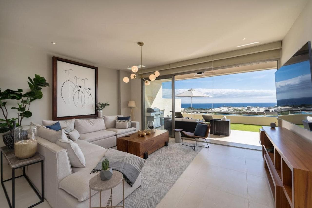 Luxurious New 3BR Condo with Ocean and Arch Views — 23