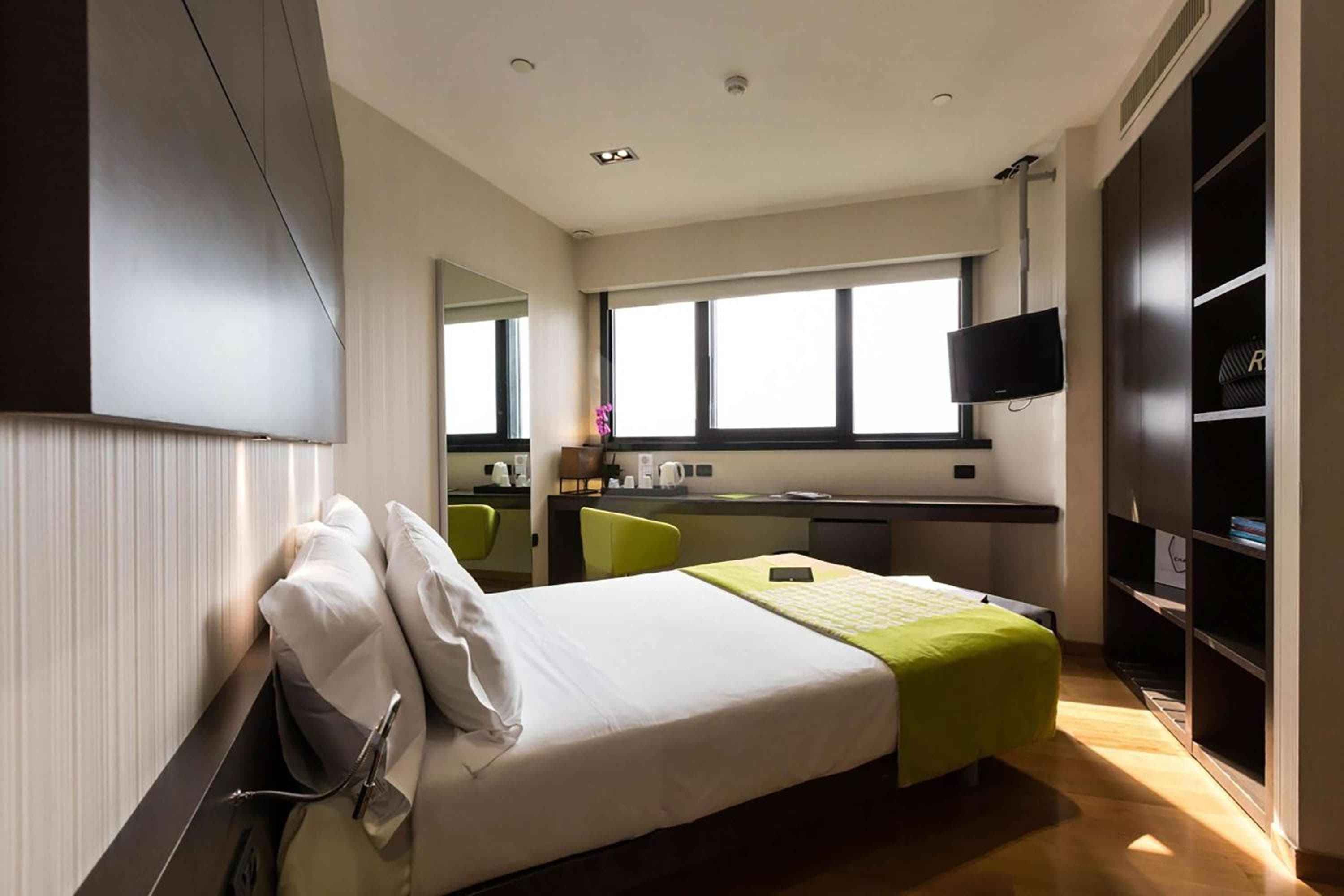 Hotel Hub — 7