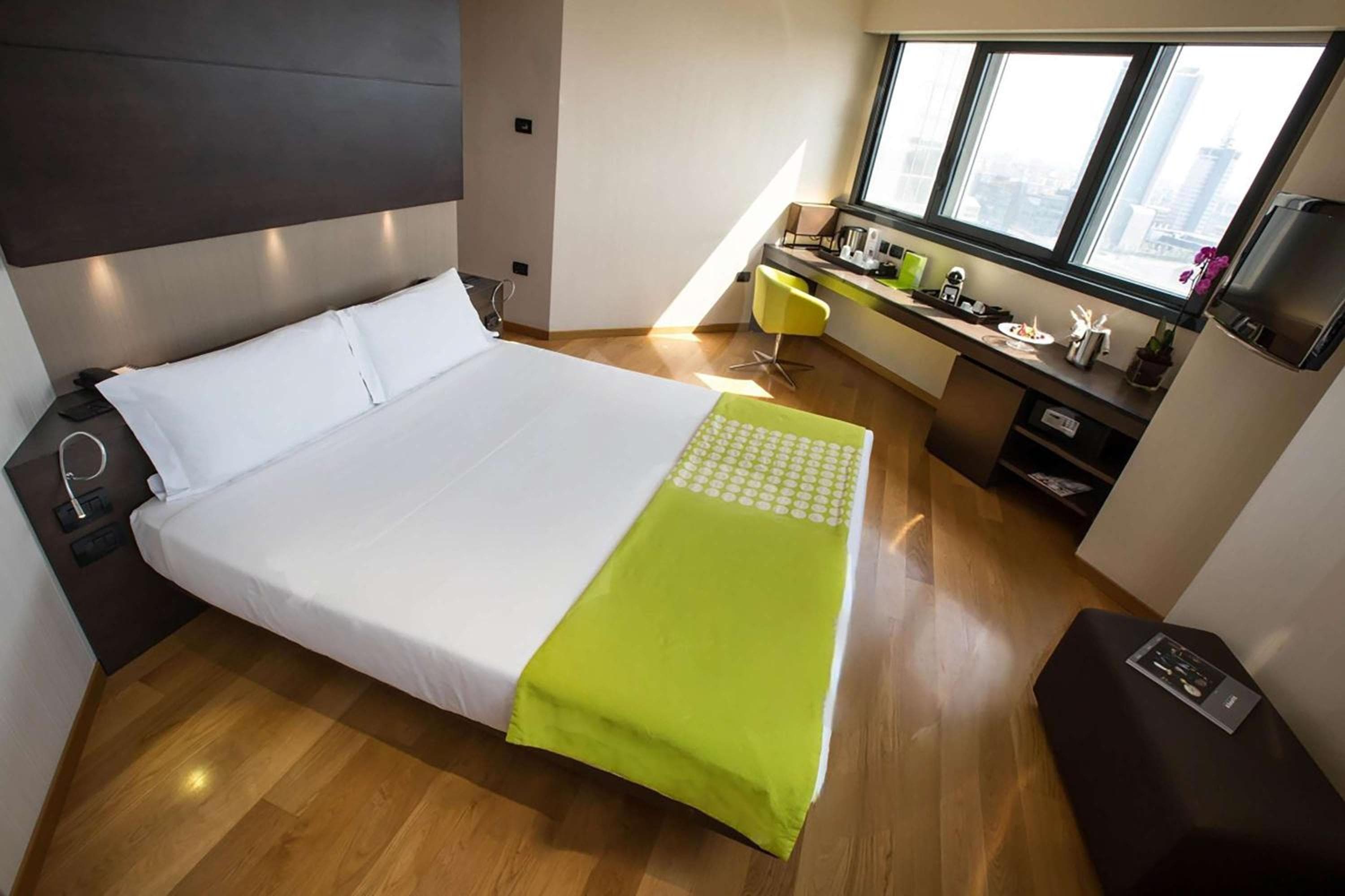Hotel Hub — 8