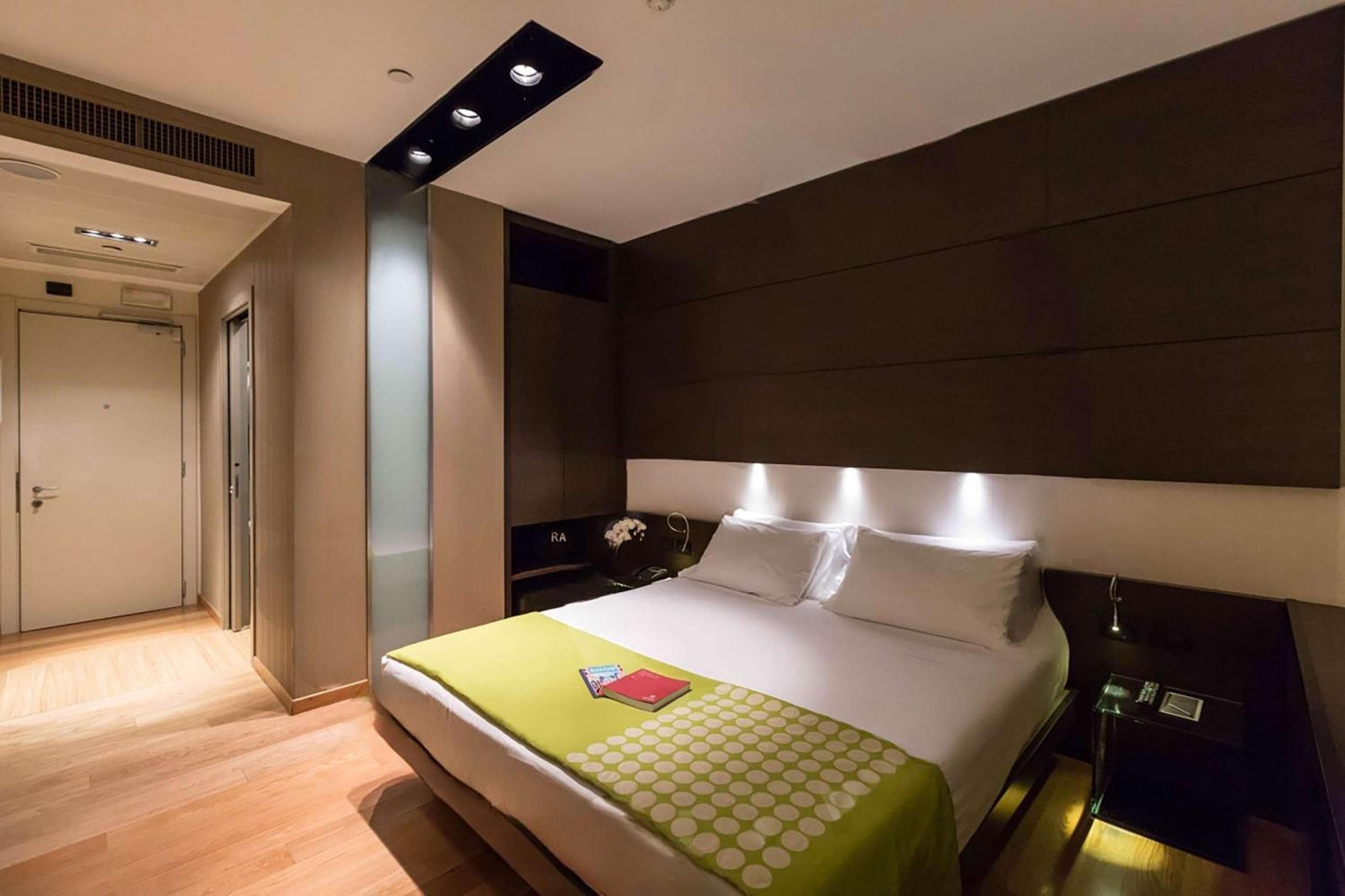 Hotel Hub — 10