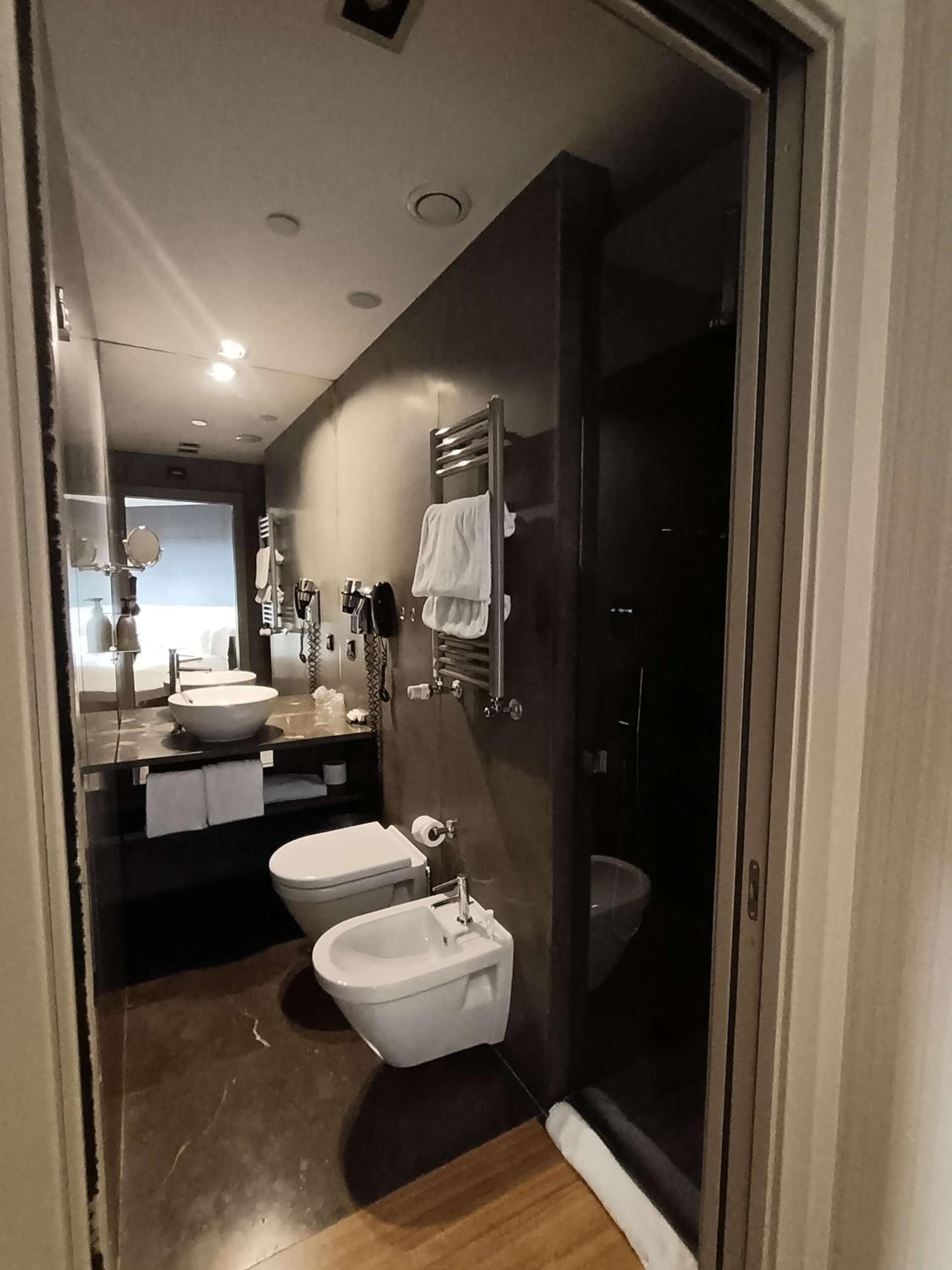 Hotel Hub — 14