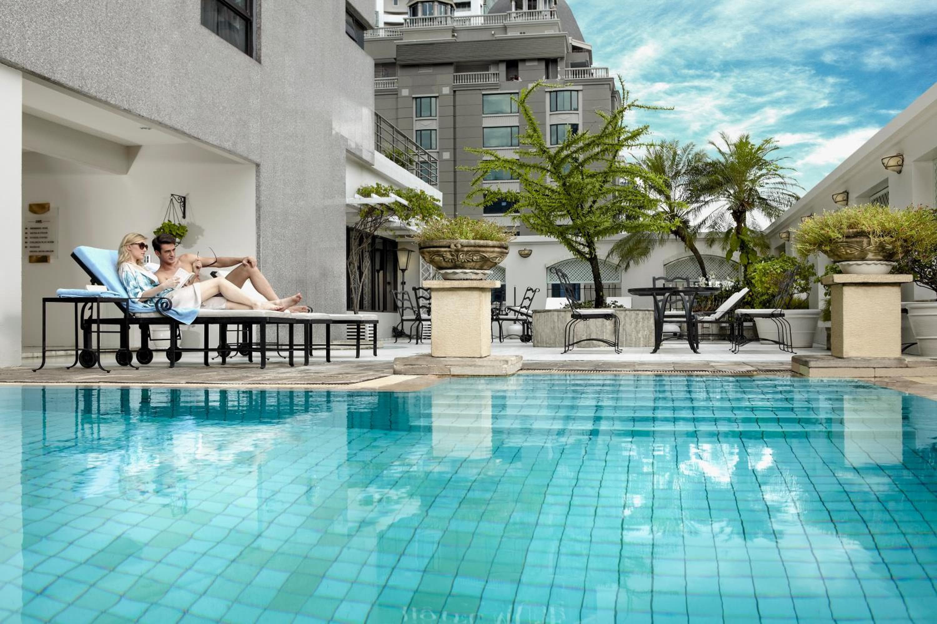 Cape House Langsuan Hotel — 2
