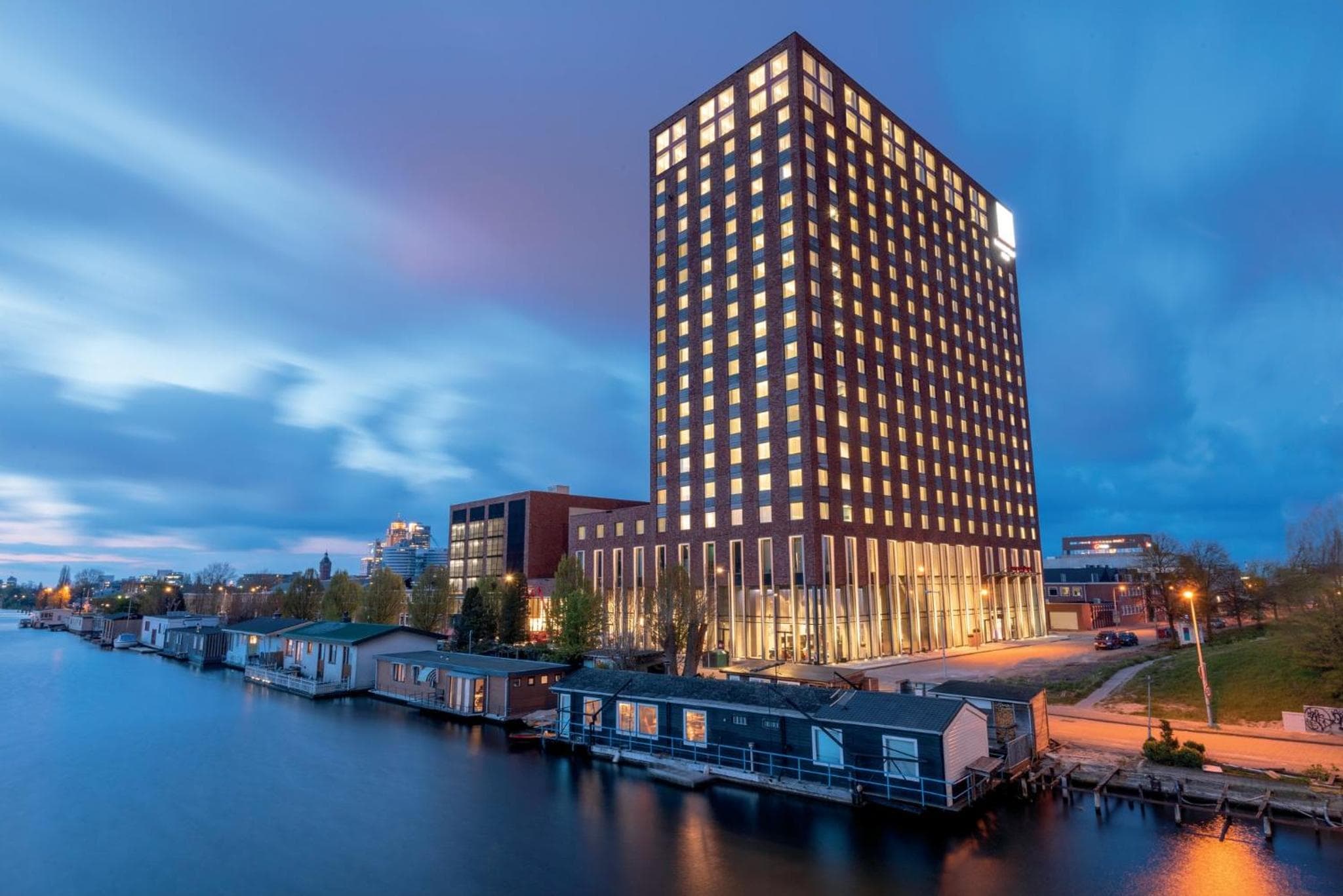 Leonardo Royal Hotel Amsterdam — 1