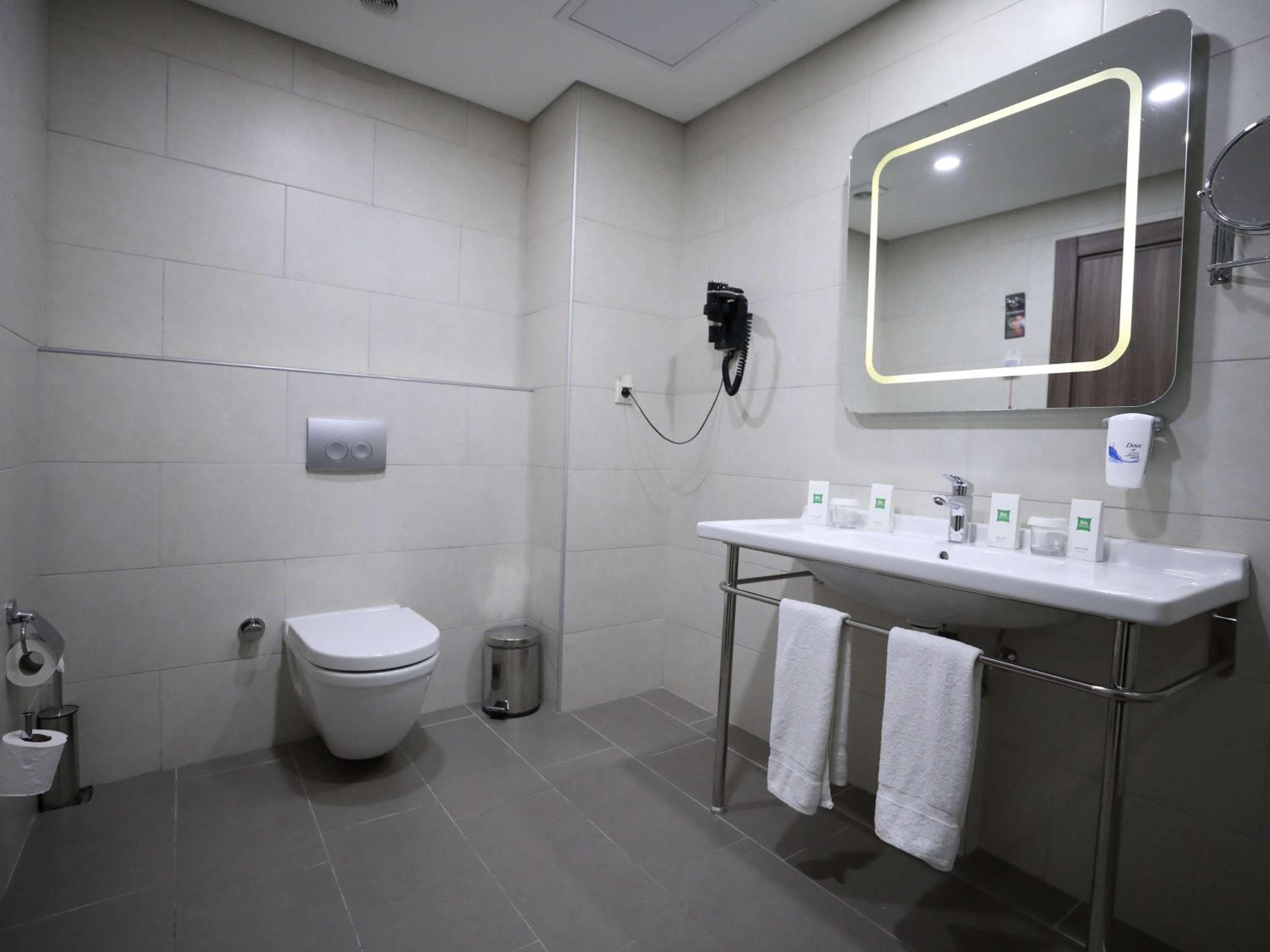 ibis Styles Istanbul Bomonti — 11