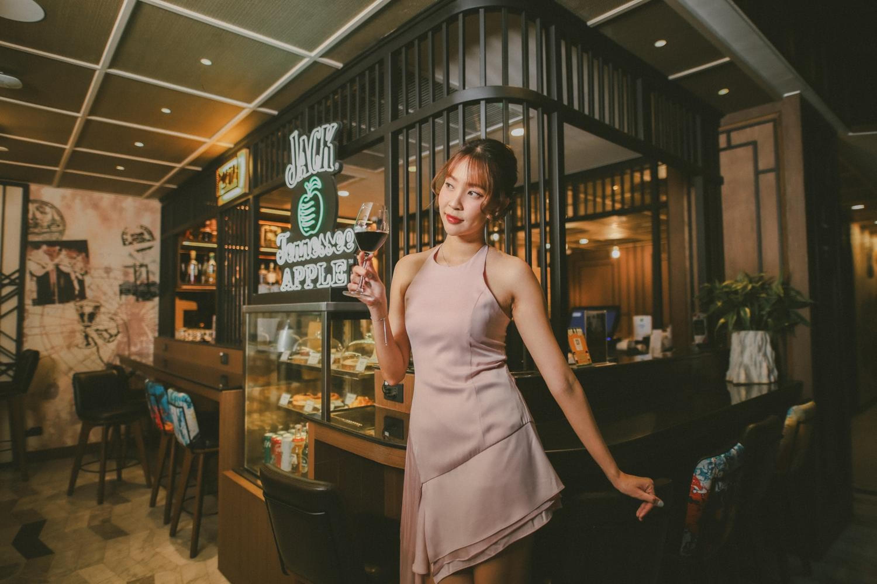 ibis Styles Bangkok Silom — 10
