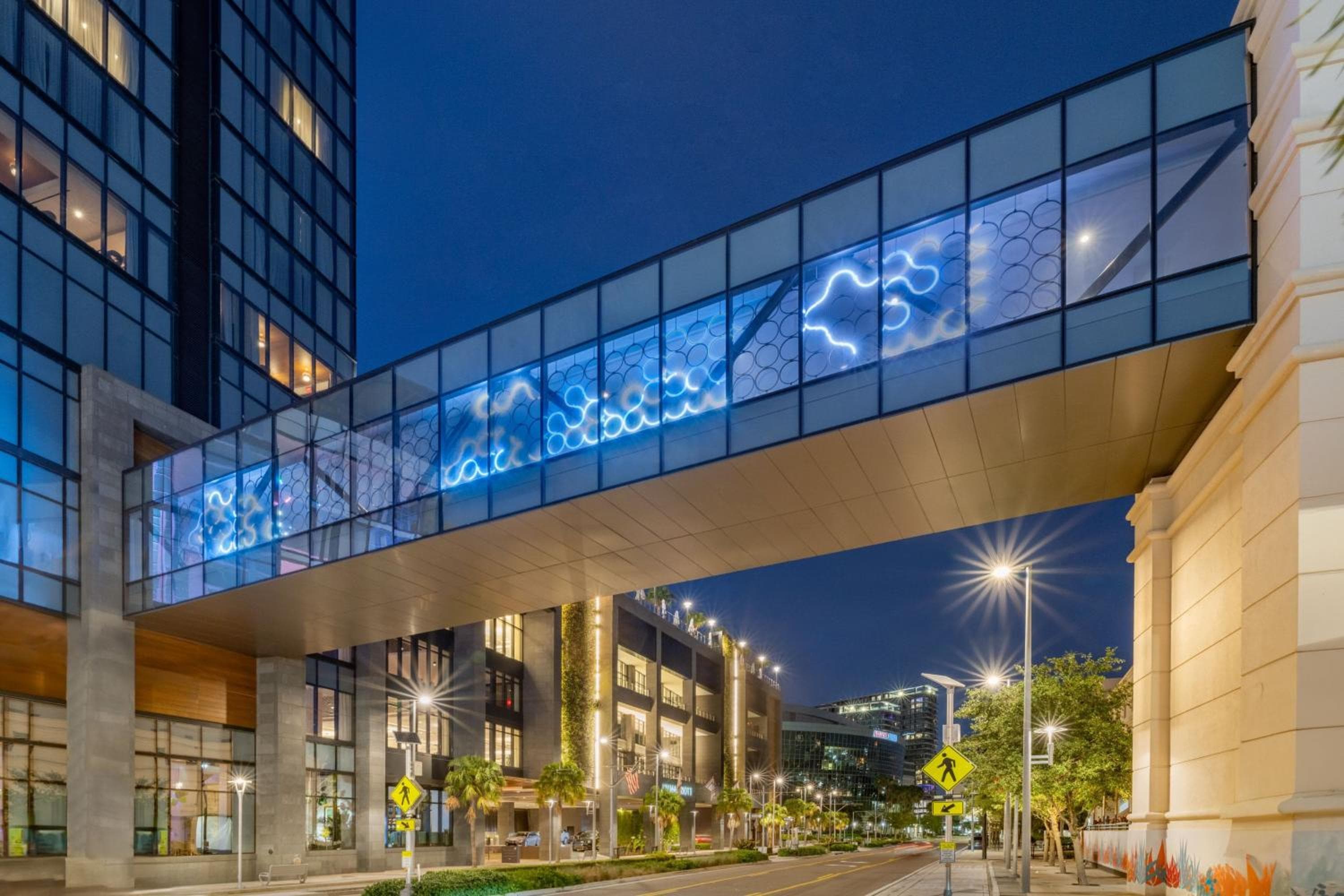JW Marriott Tampa Water Street — 9