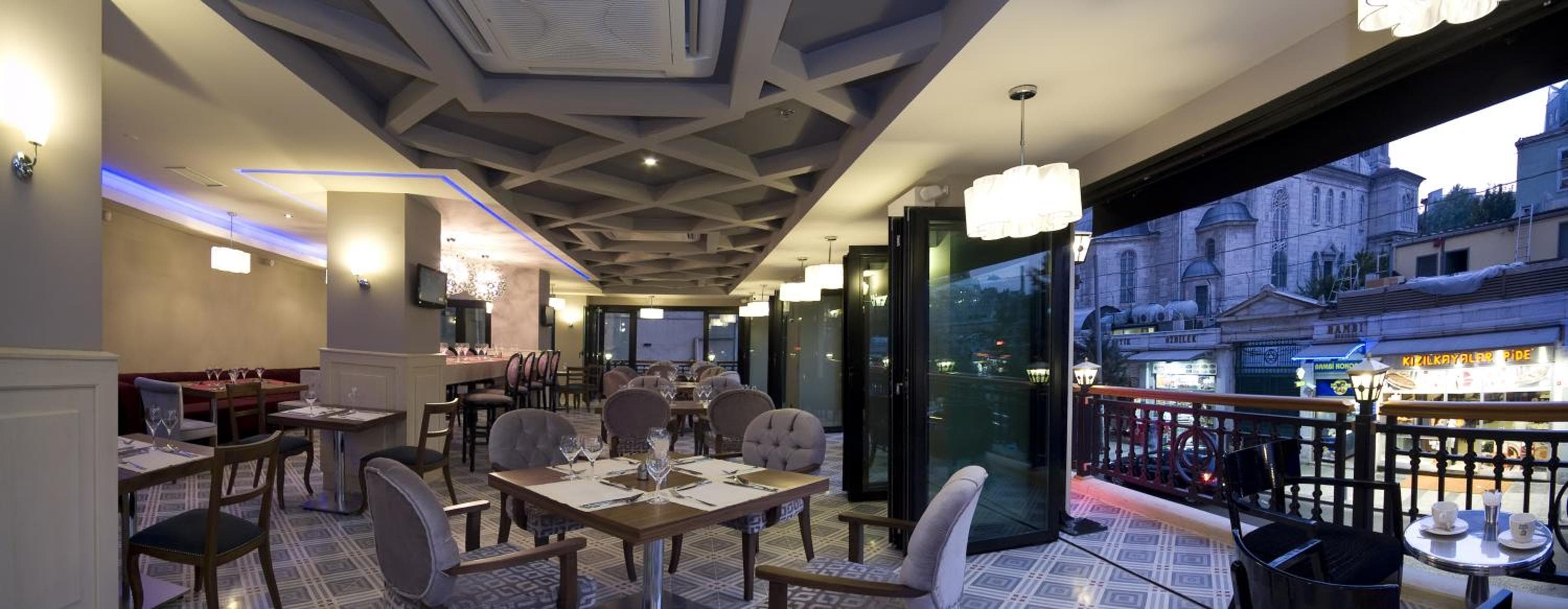 Innpera Hotel — 11