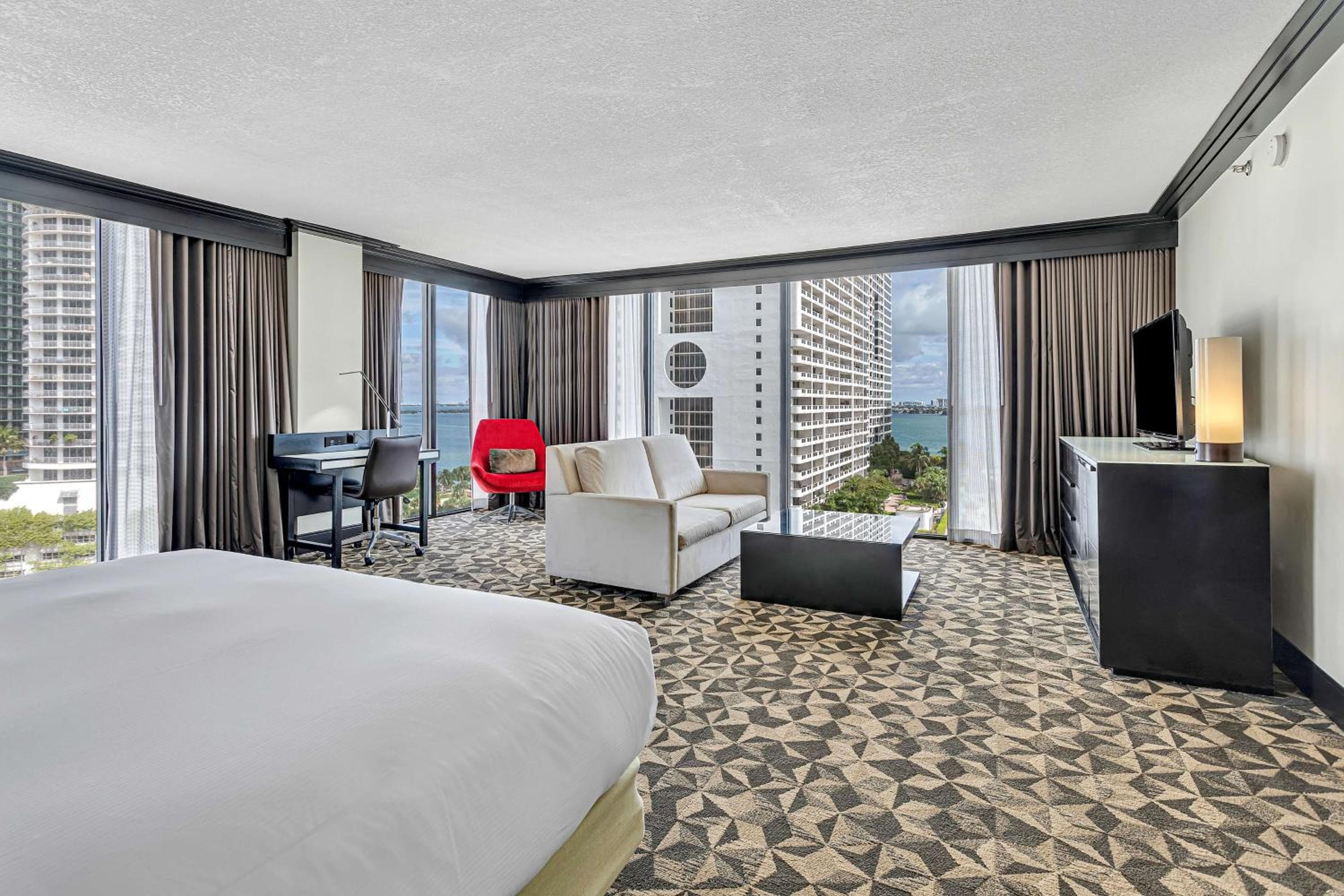 Hilton Miami Downtown — 24