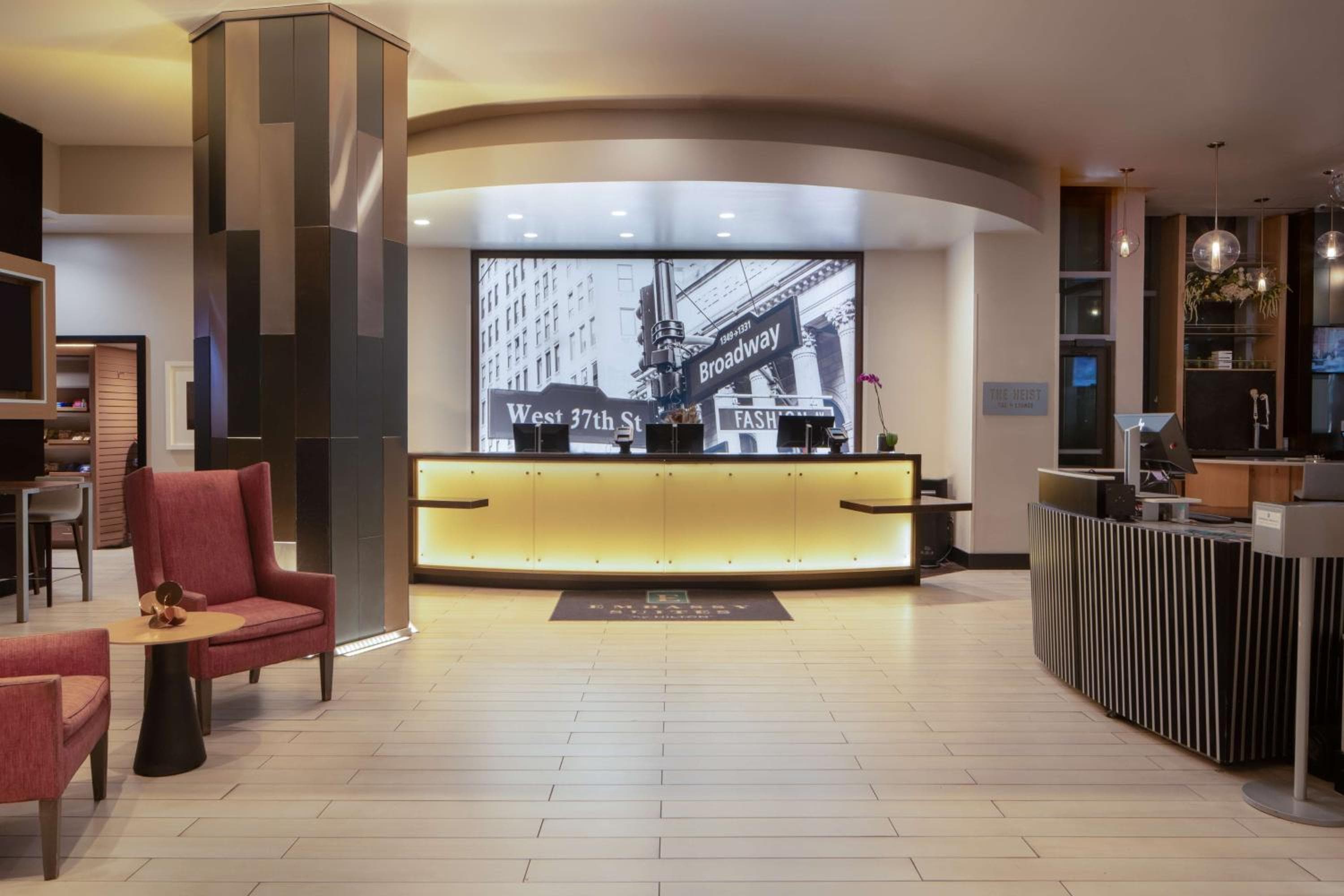 Embassy Suites By Hilton Nueva York Manhattan Times Square — 13