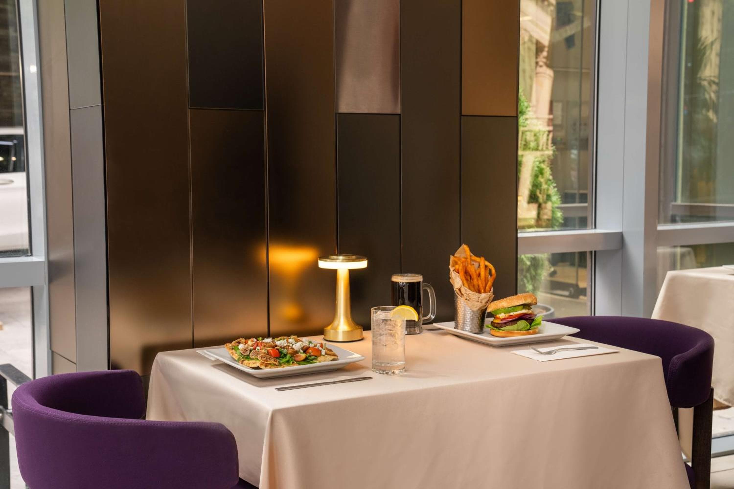 Newly Renovated Embassy Suites By Hilton New York Manhattan Times Square — 20