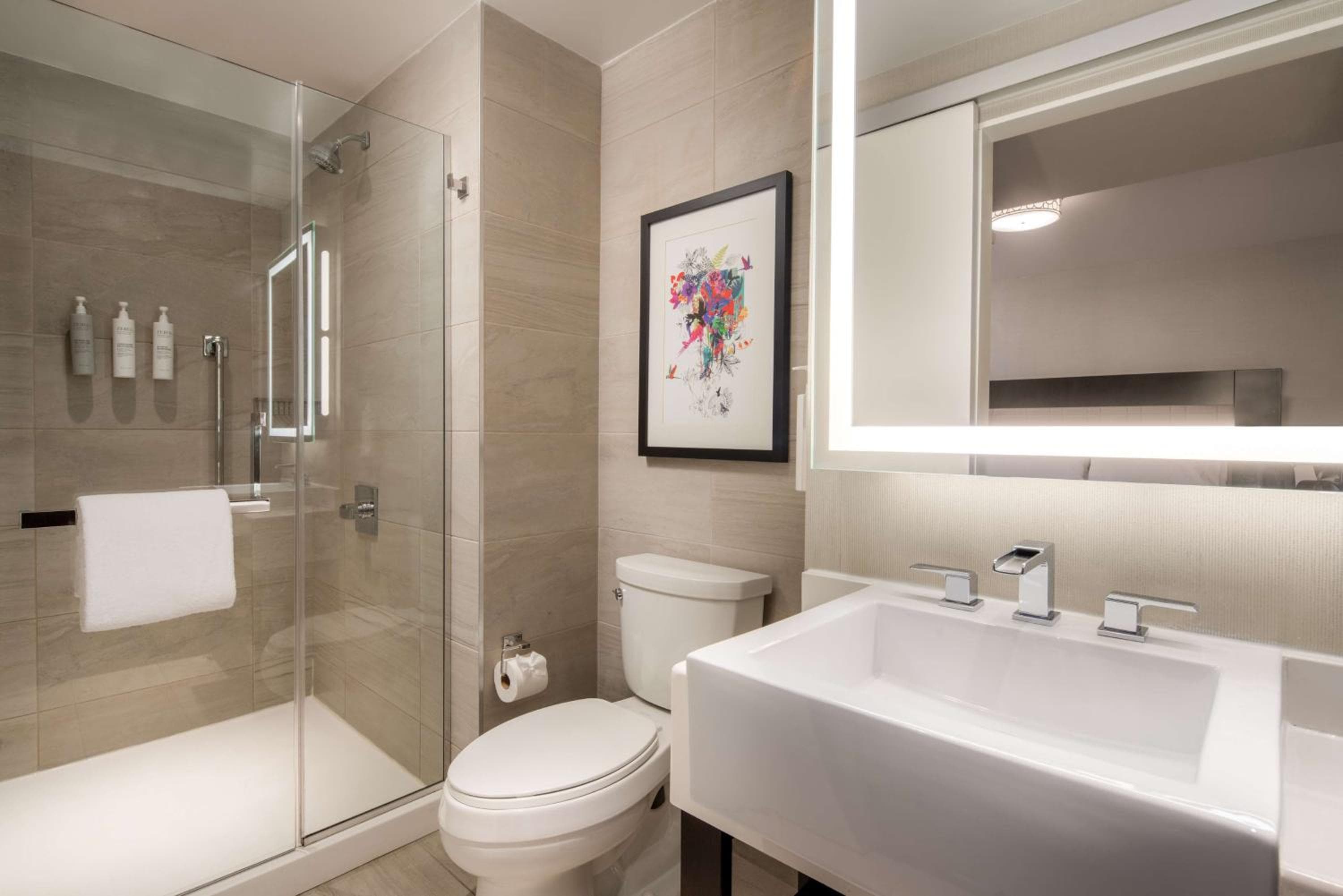 Newly Renovated Embassy Suites By Hilton New York Manhattan Times Square — 18