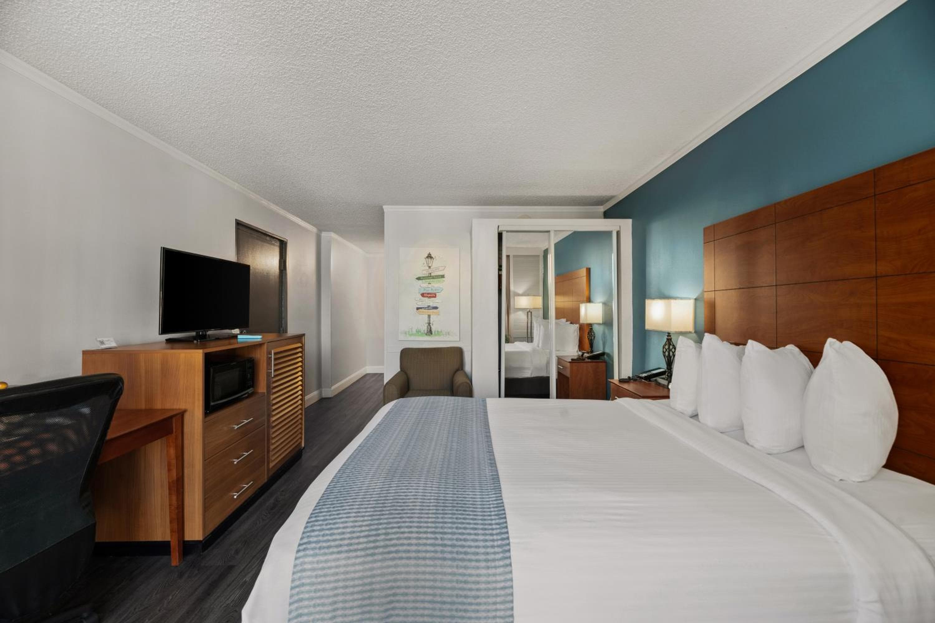 Best Western Orlando Gateway Hotel — 20