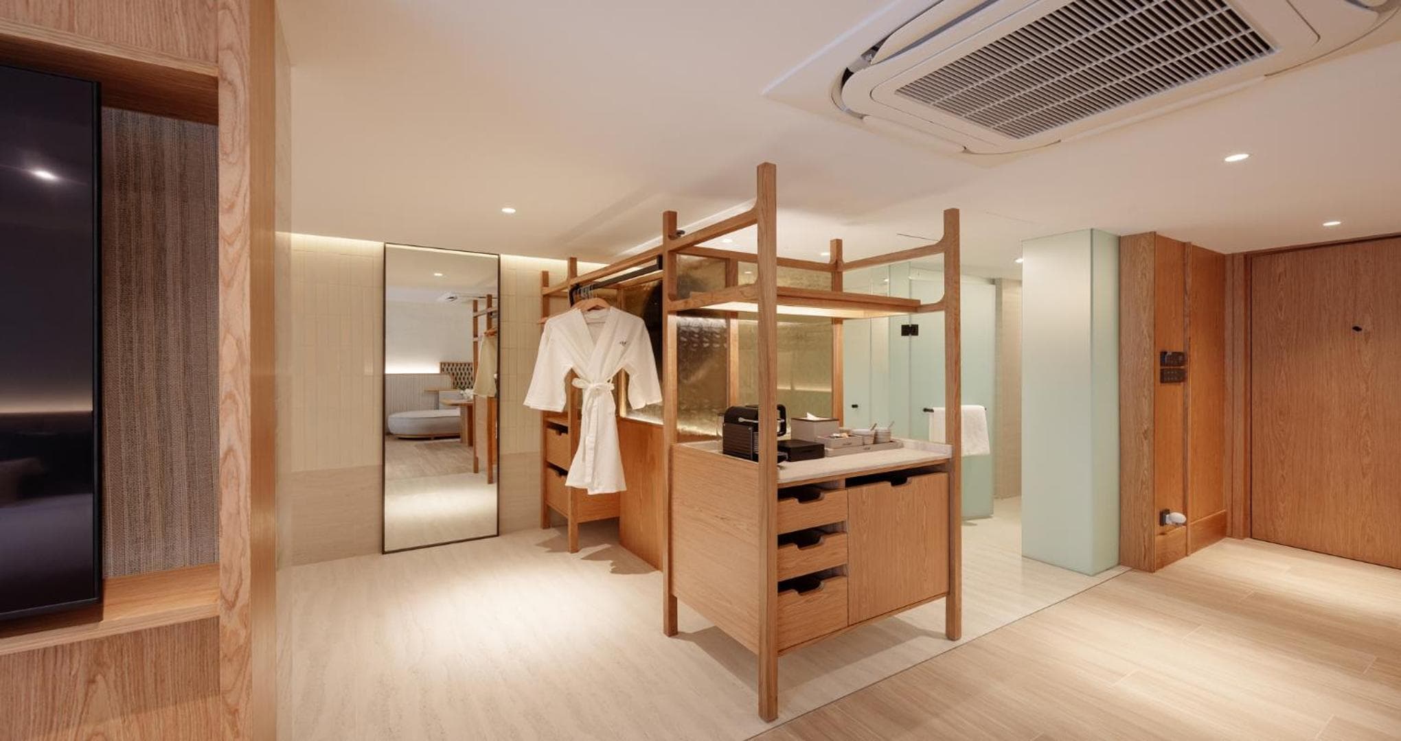 Ad Lib Hotel Bangkok — 16