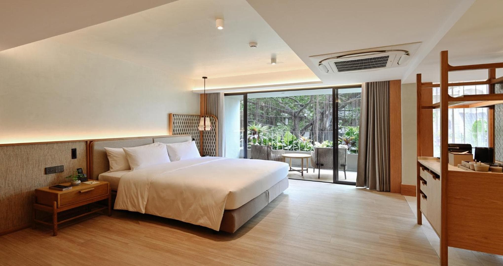 Ad Lib Hotel Bangkok — 13
