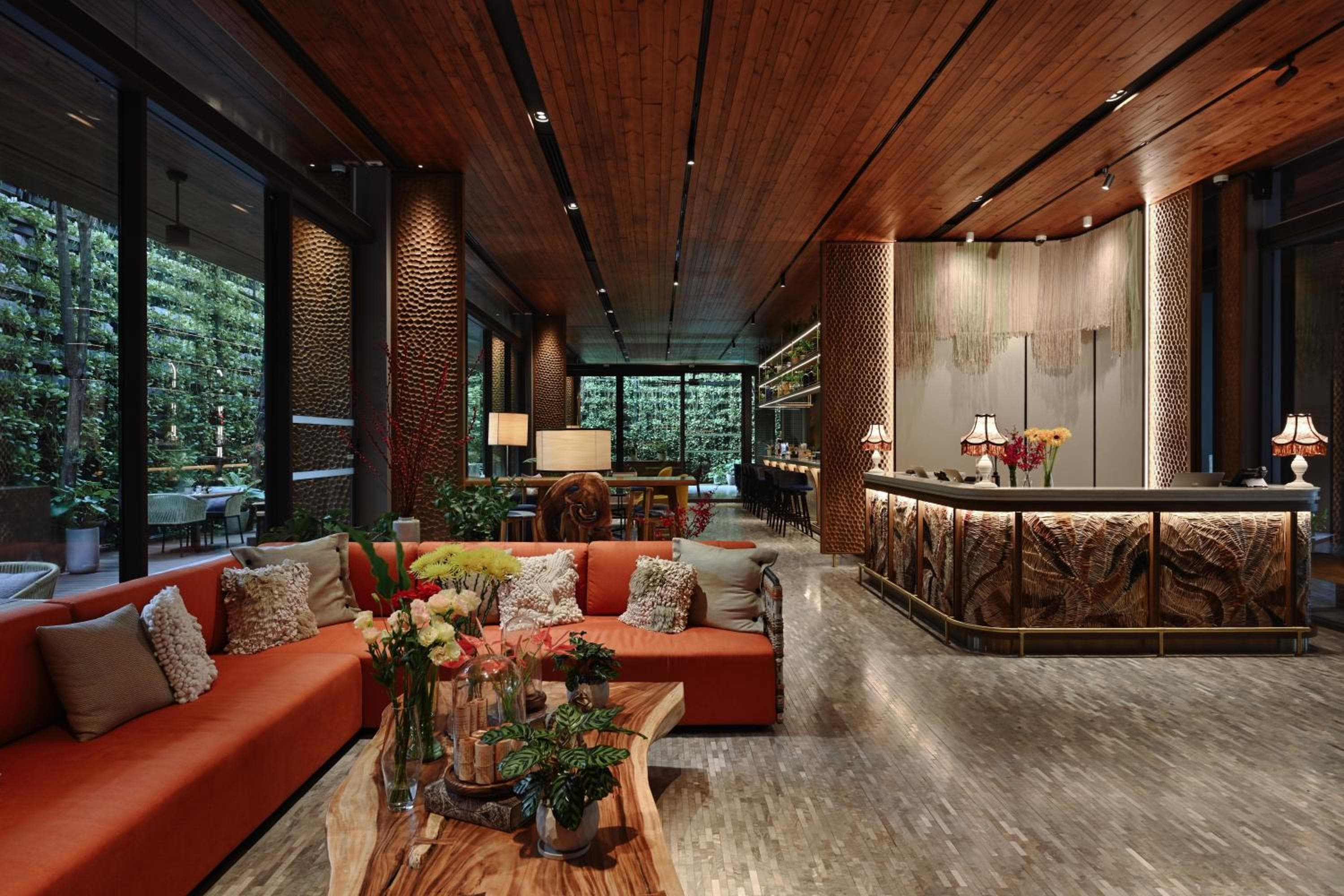 Ad Lib Hotel Bangkok — 4