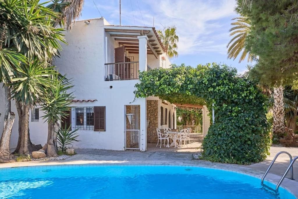Spacious Villa- Private Pool/ 8BR/@Playa Den Bossa — 5