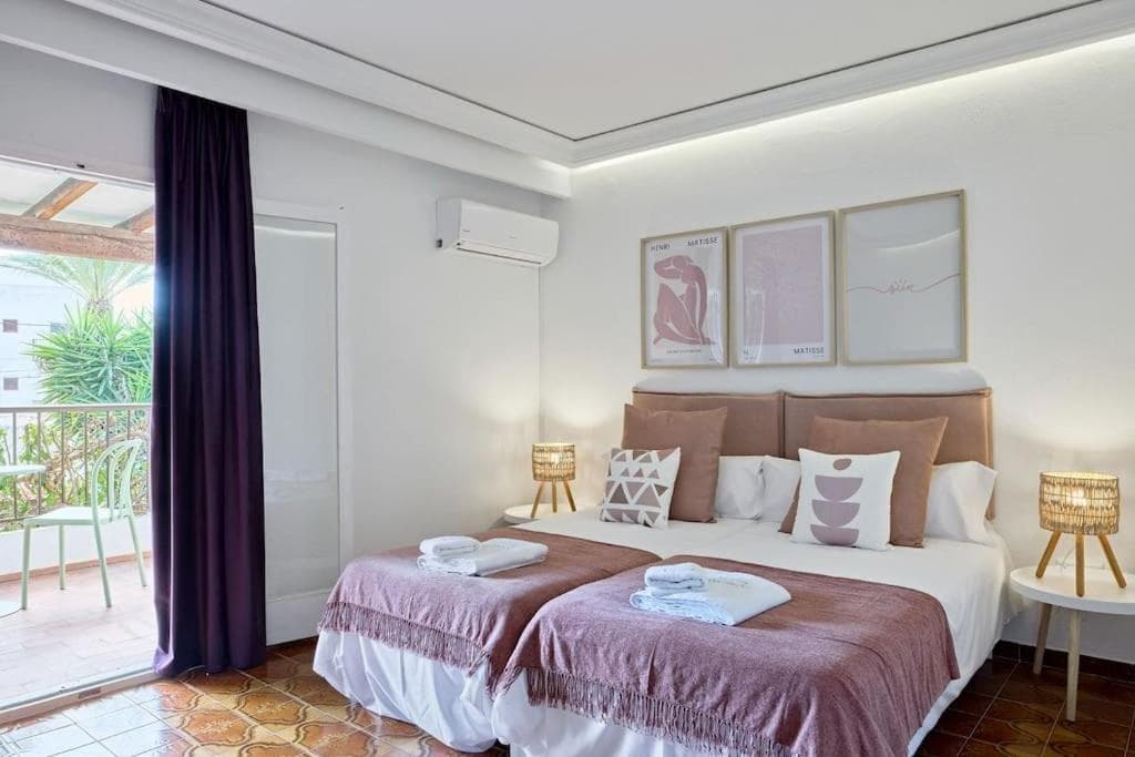 Spacious Villa- Private Pool/ 8BR/@Playa Den Bossa — 23