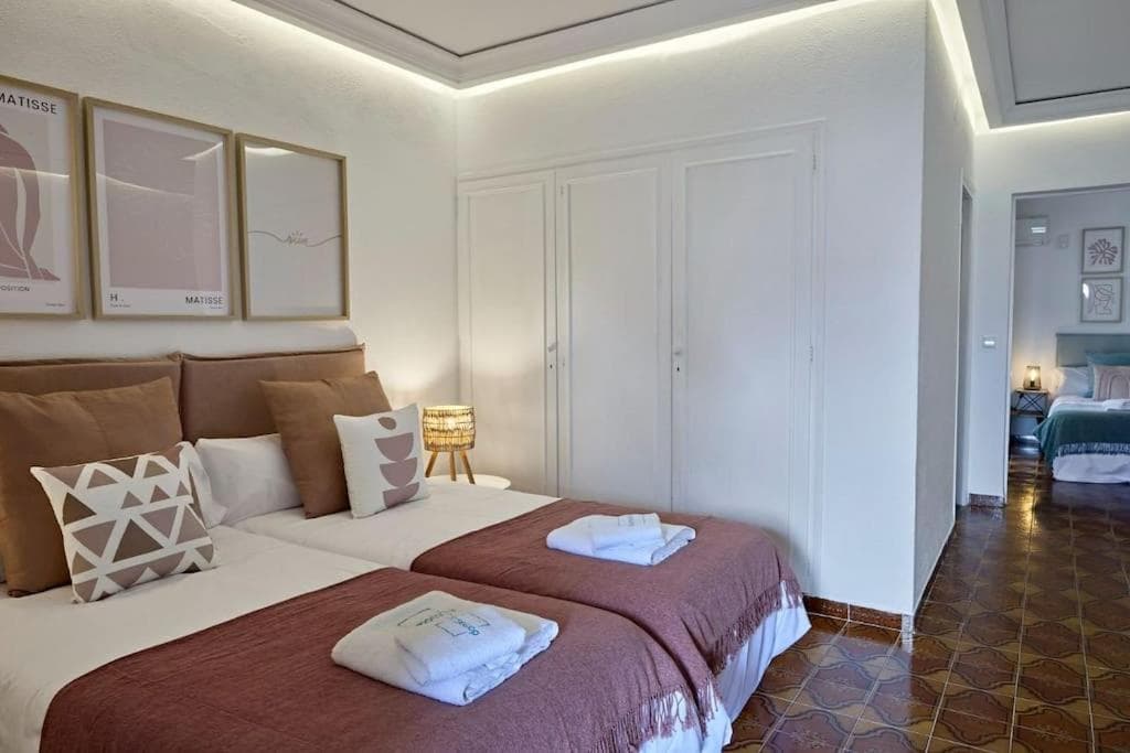 Spacious Villa- Private Pool/ 8BR/@Playa Den Bossa — 13