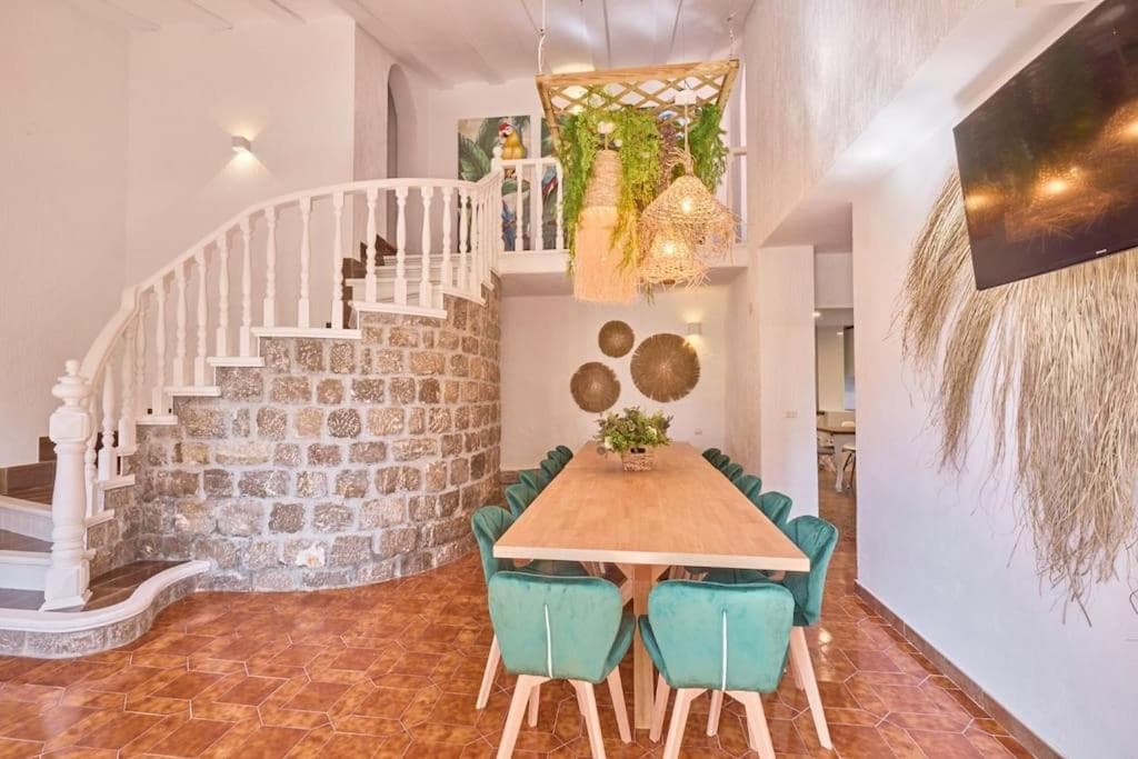 Spacious Villa- Private Pool/ 8BR/@Playa Den Bossa — 14