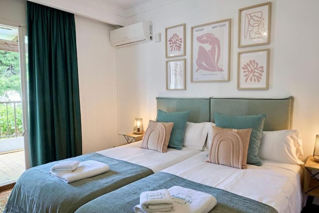Spacious Villa- Private Pool/ 8BR/@Playa Den Bossa — 10