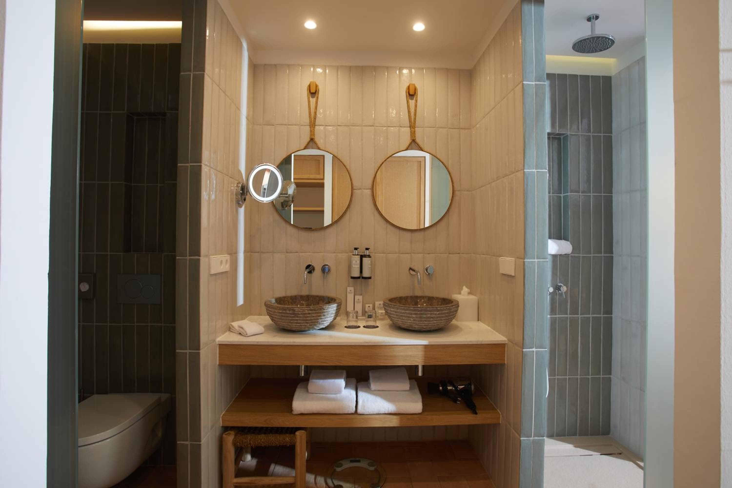 Cala San Miguel Ibiza Resort, Adults only, Curio Collection by Hilton — 8