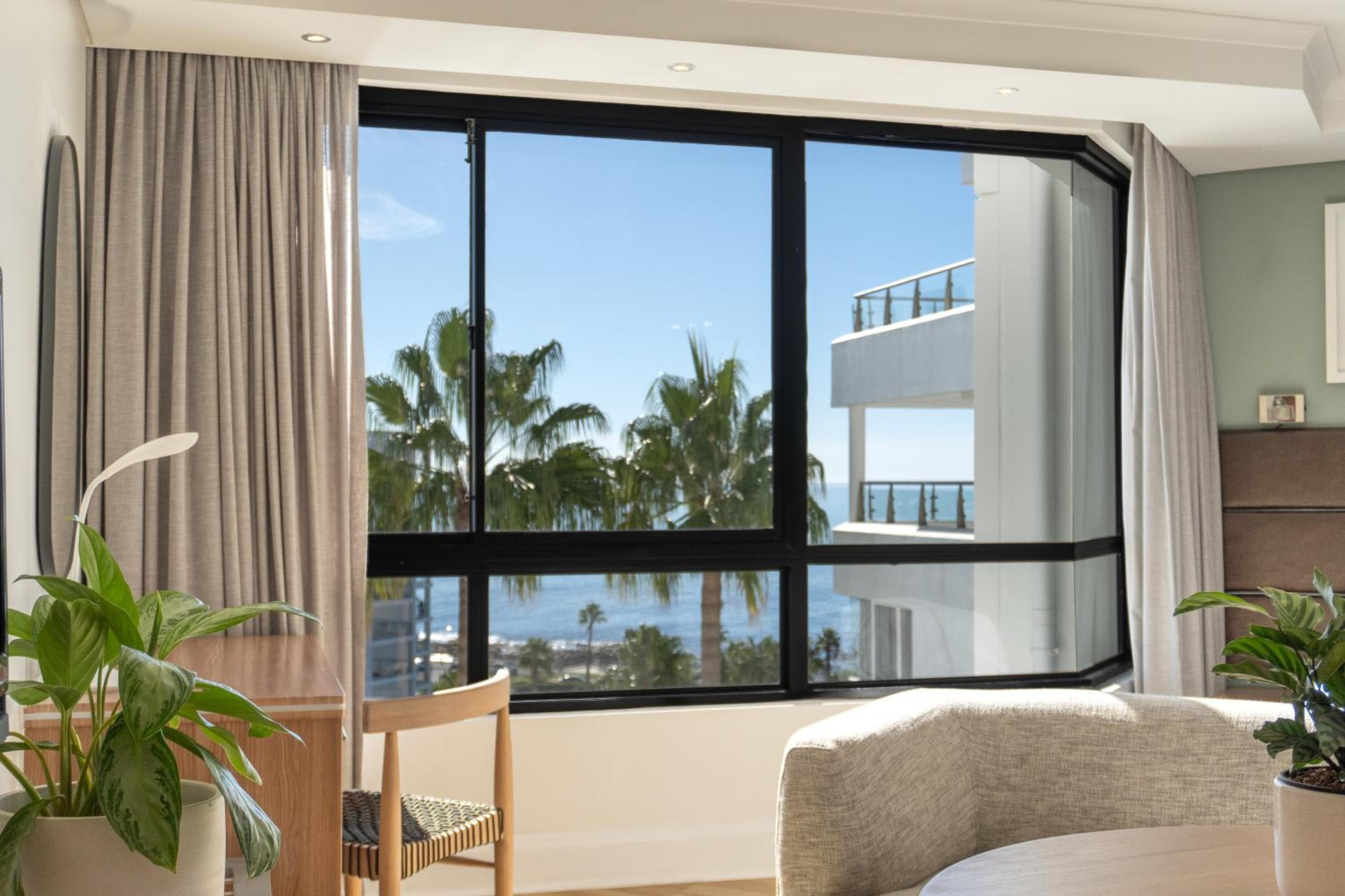 President Hotel hotel, 4 Alexander Road, Bantry Bay, Cape Town, South Africa — photo 24