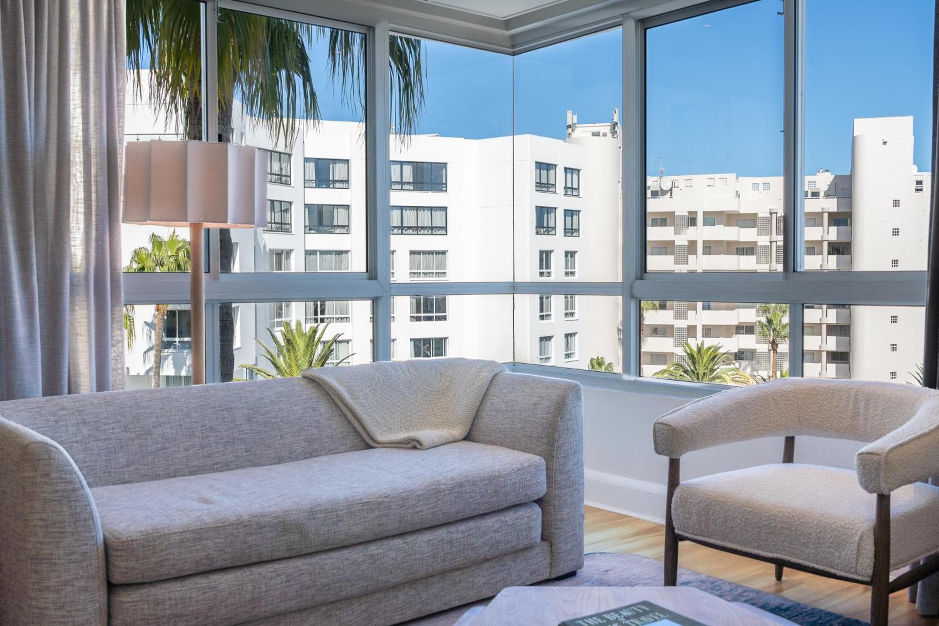 President Hotel hotel, 4 Alexander Road, Bantry Bay, Cape Town, South Africa — photo 3