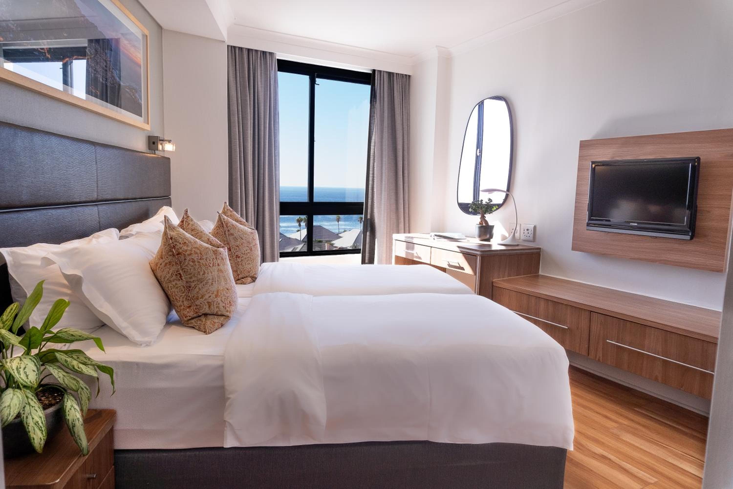 President Hotel hotel, 4 Alexander Road, Bantry Bay, Cape Town, South Africa — photo 118