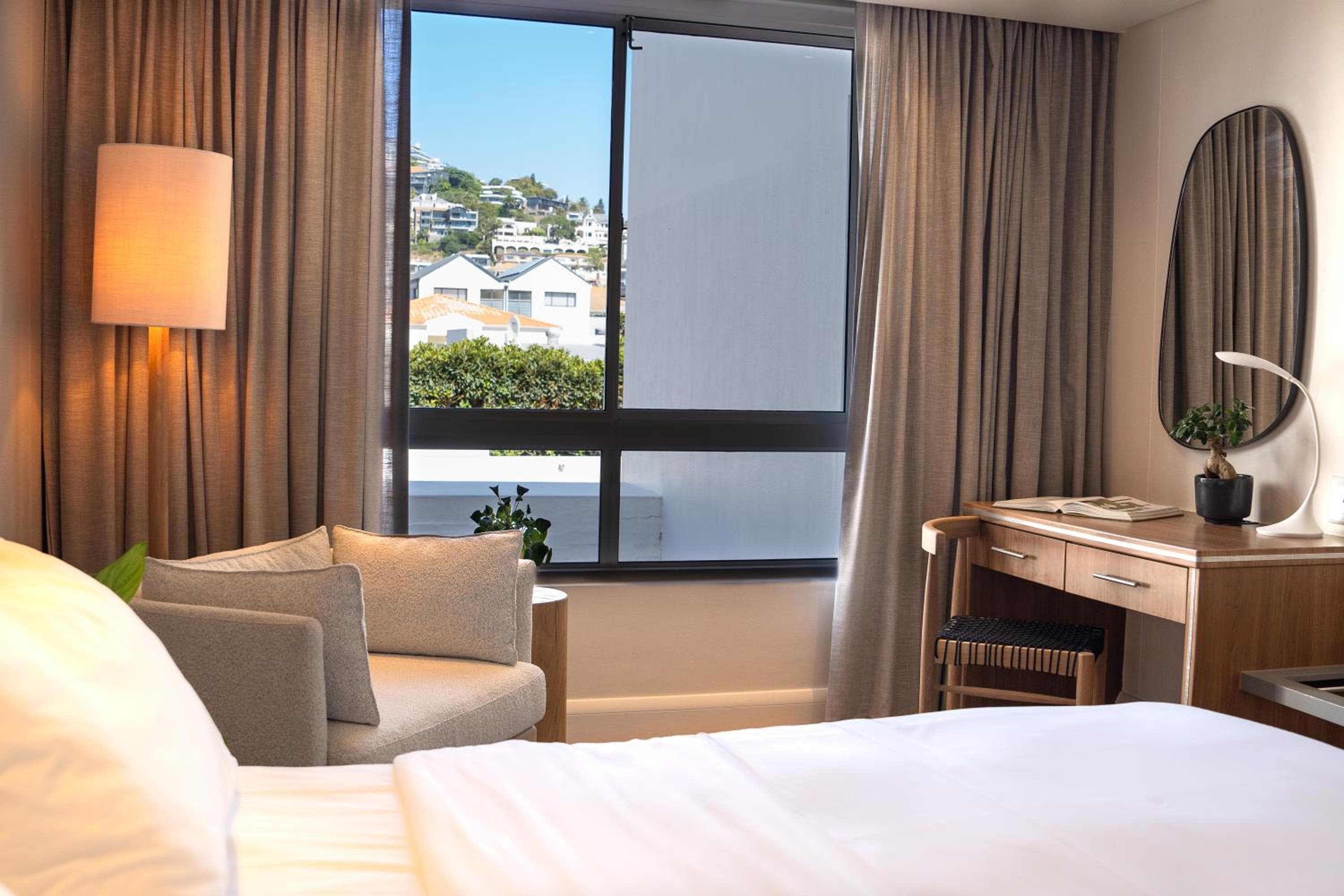 President Hotel hotel, 4 Alexander Road, Bantry Bay, Cape Town, South Africa — photo 137