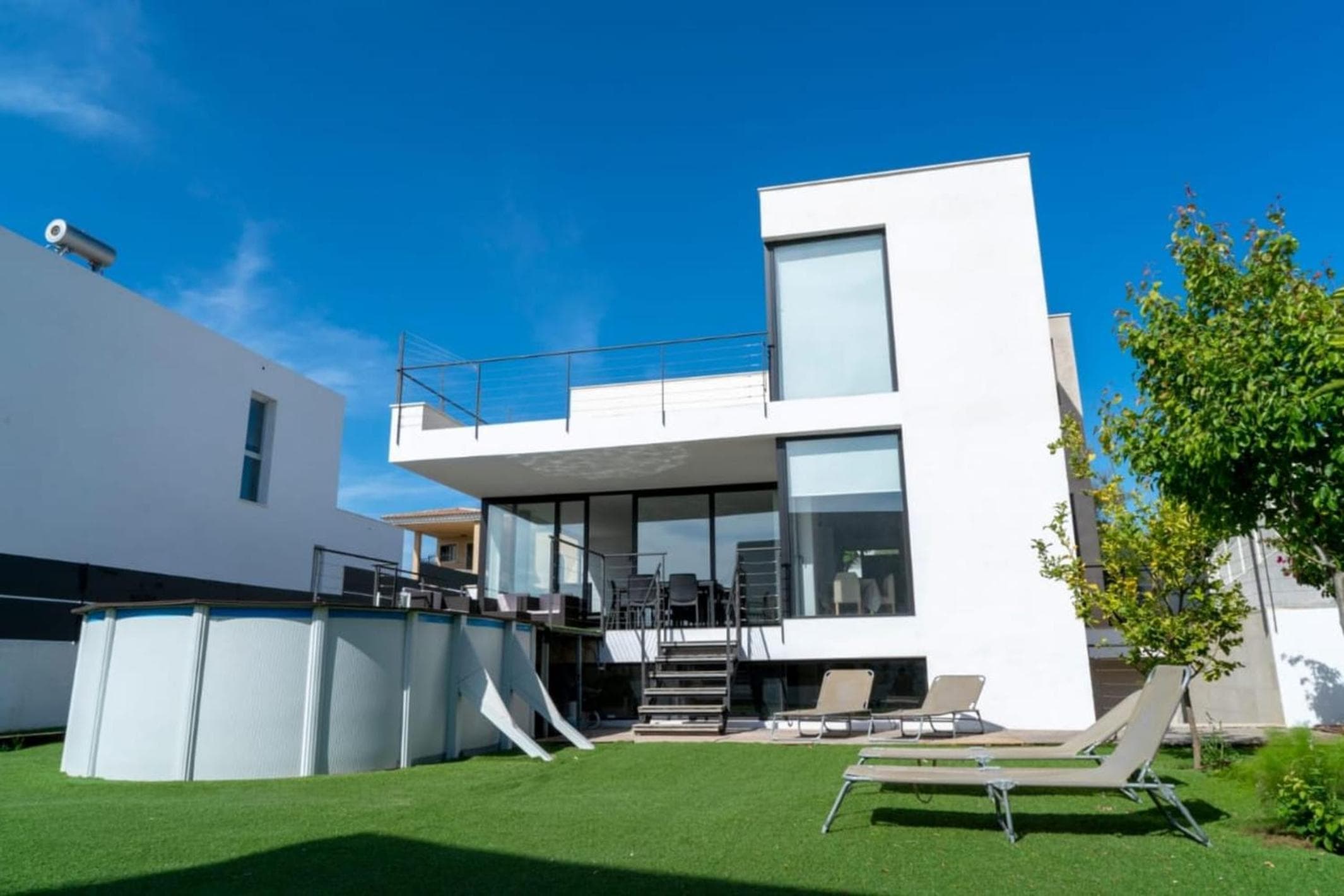 Moderna Villa con piscina en Palma de Mallorca — 3