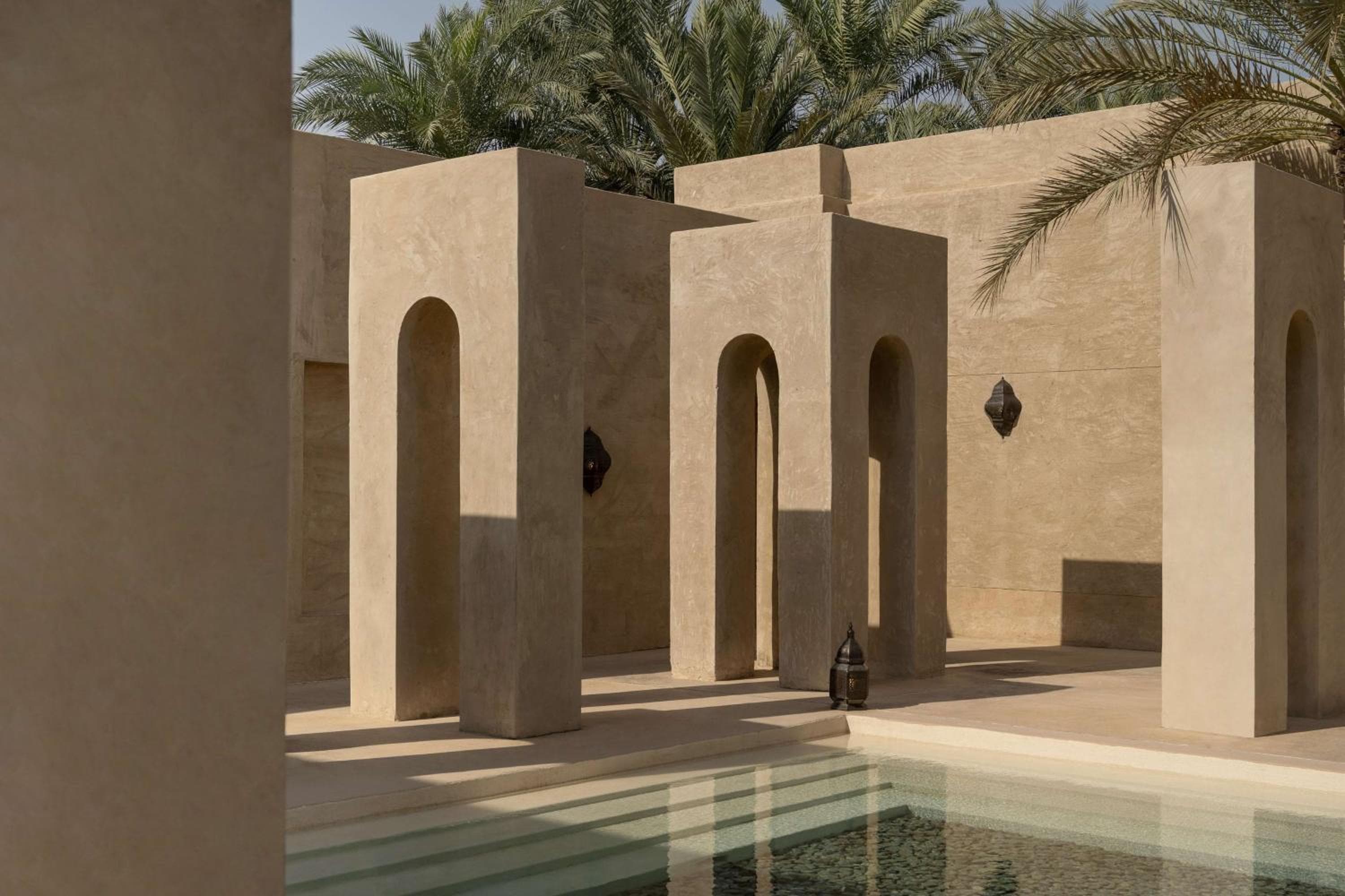 Bab Al Shams, Un Resort Raro en el Desierto, Dubái — 1